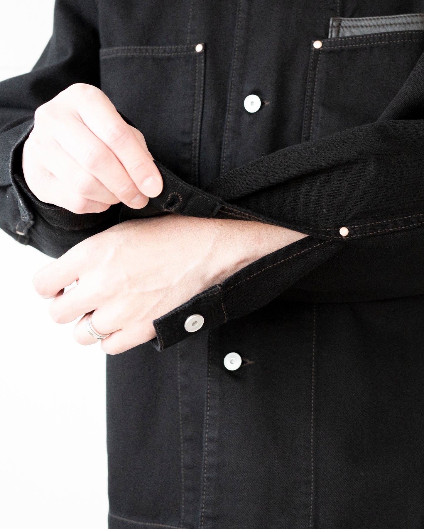 WORKWEAR OVERSHIRT WITH LEATHER COLLAR IN DENIM
