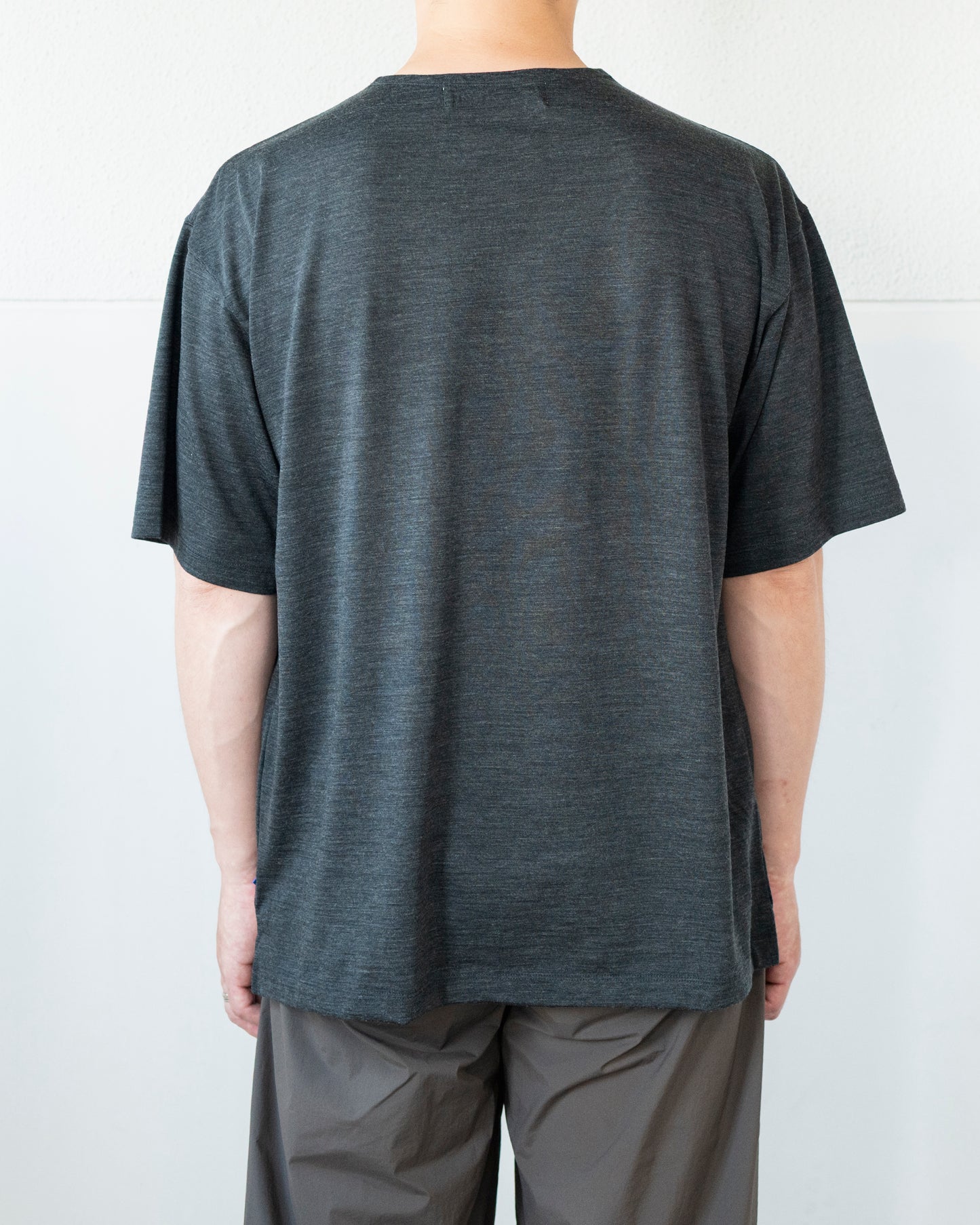LIGHT MERINO WOOL T-SHIRT