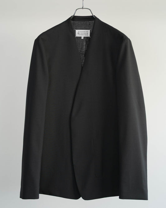 COLLARLESS JACKET