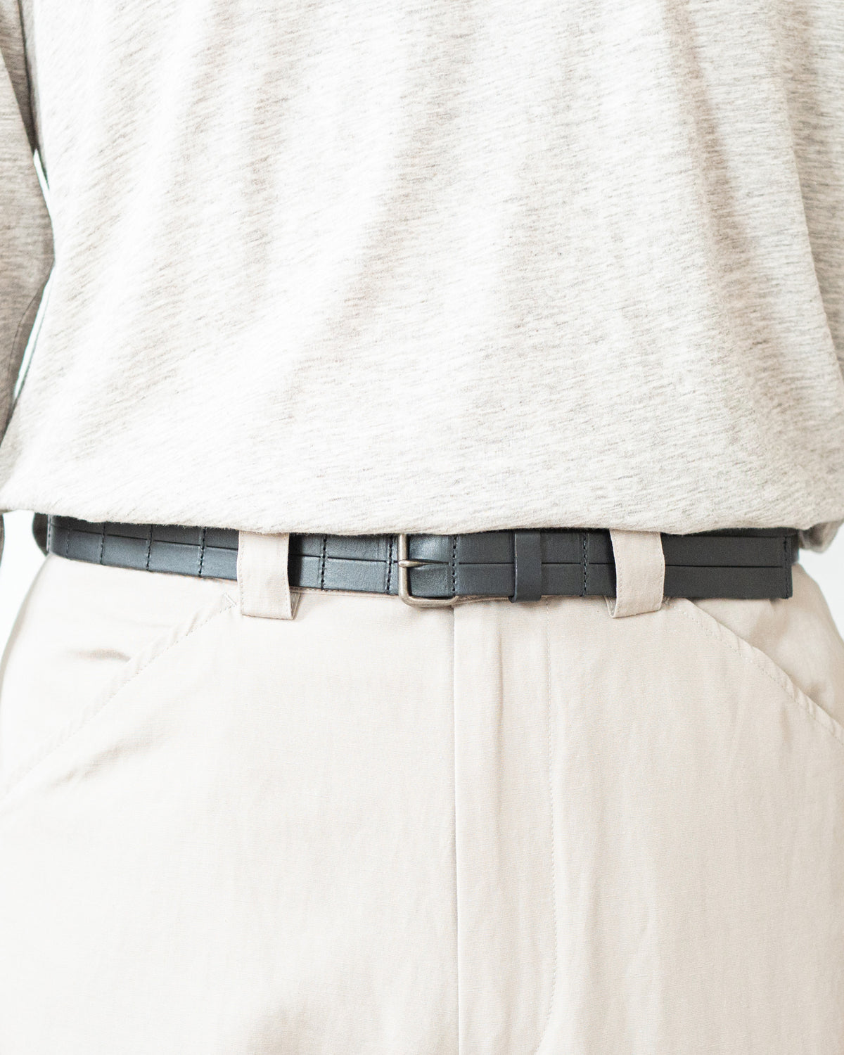 SEYA x ISAAC REINA CHASEN BELT / OIL LEATHER