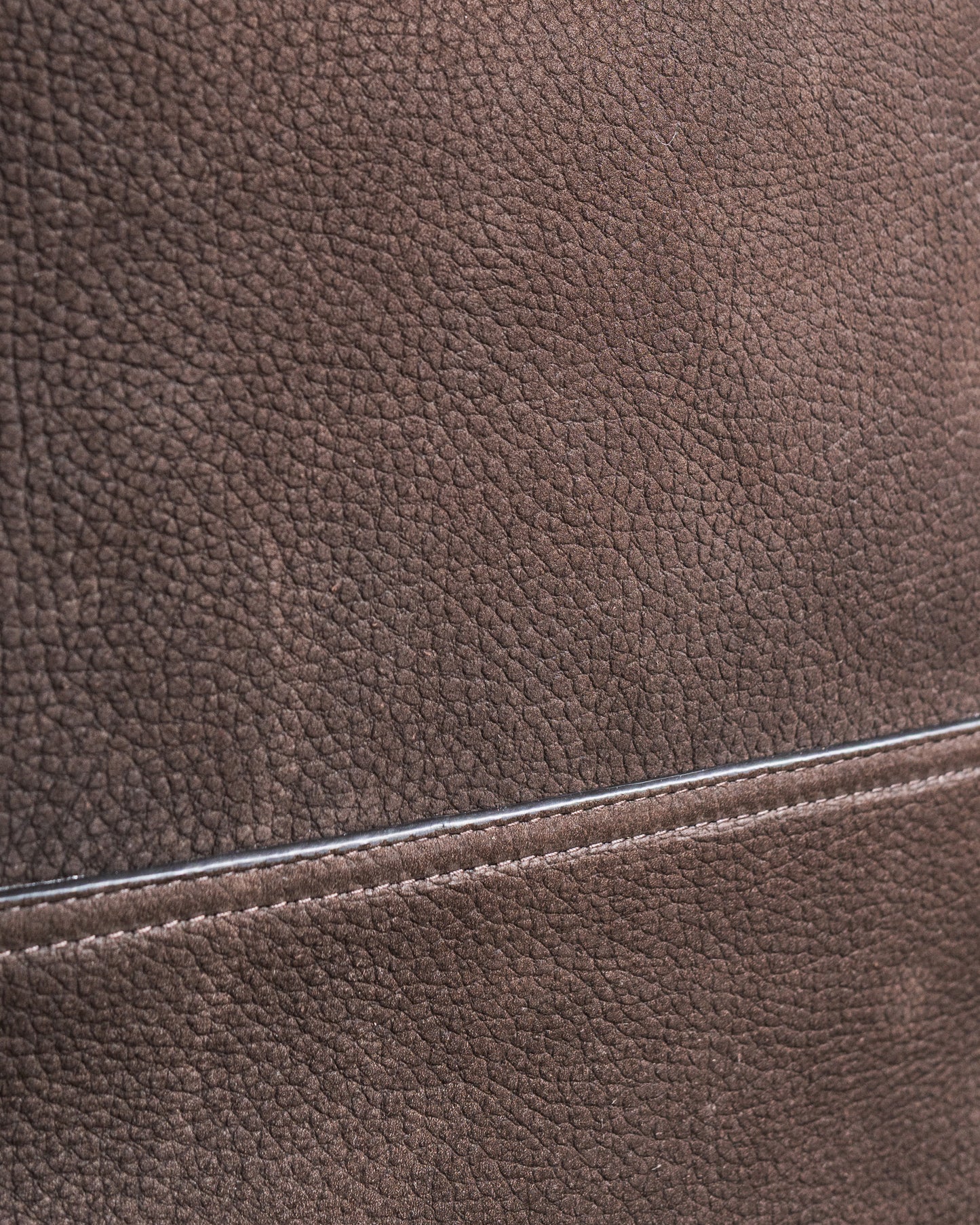 BELTED TOTE BAG IN ALPACA NUBUCK