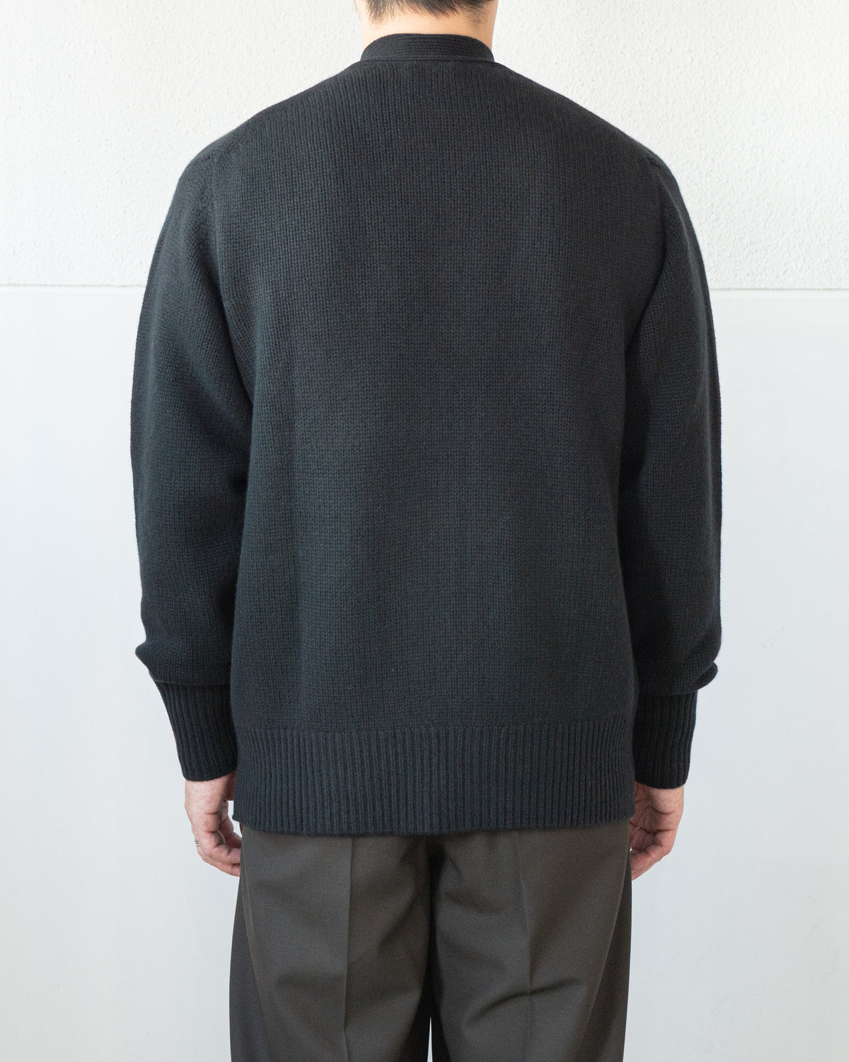 LOW GAUGE CARDIGAN IN BABY CASHMERE
