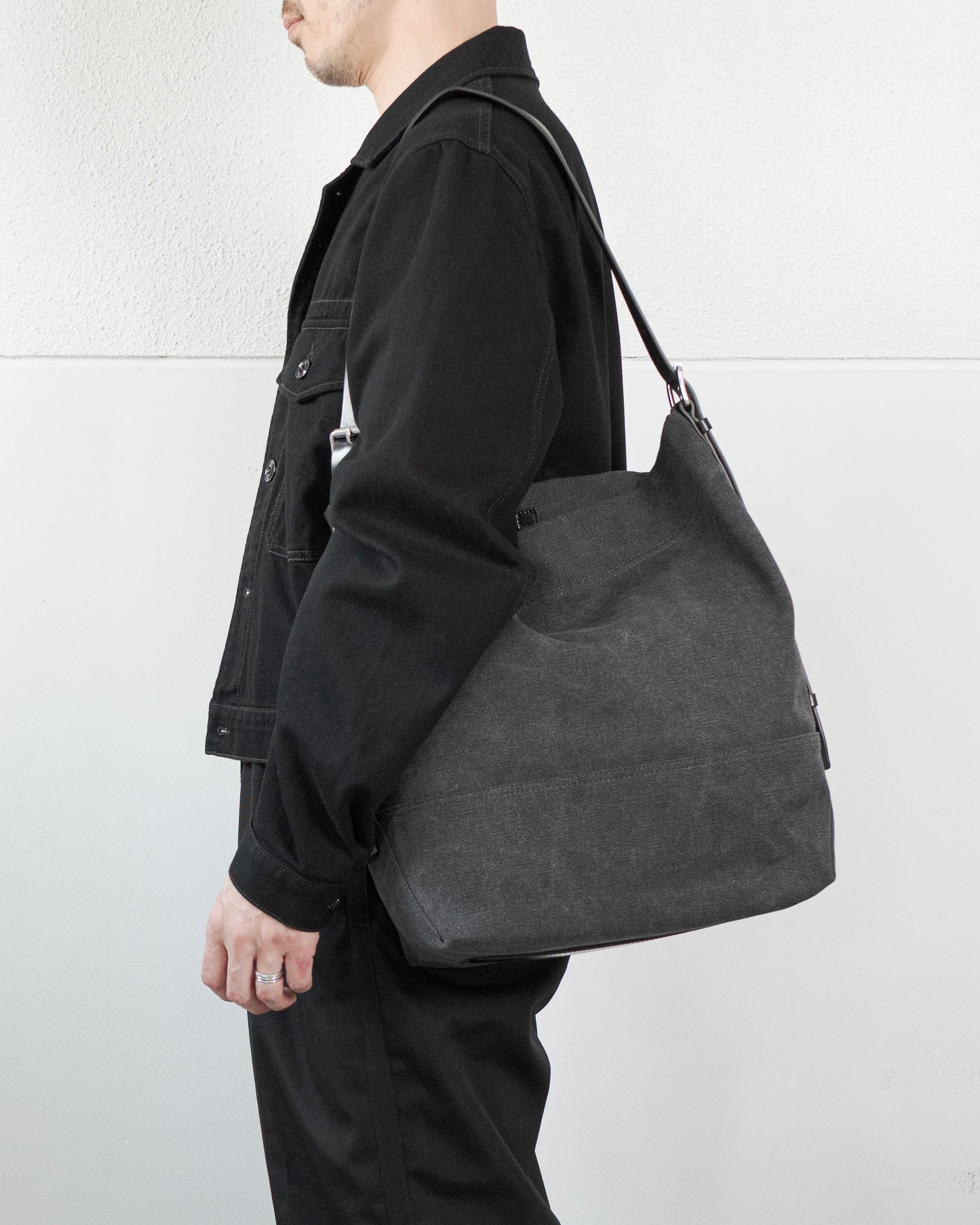 BELTED TOTE BAG