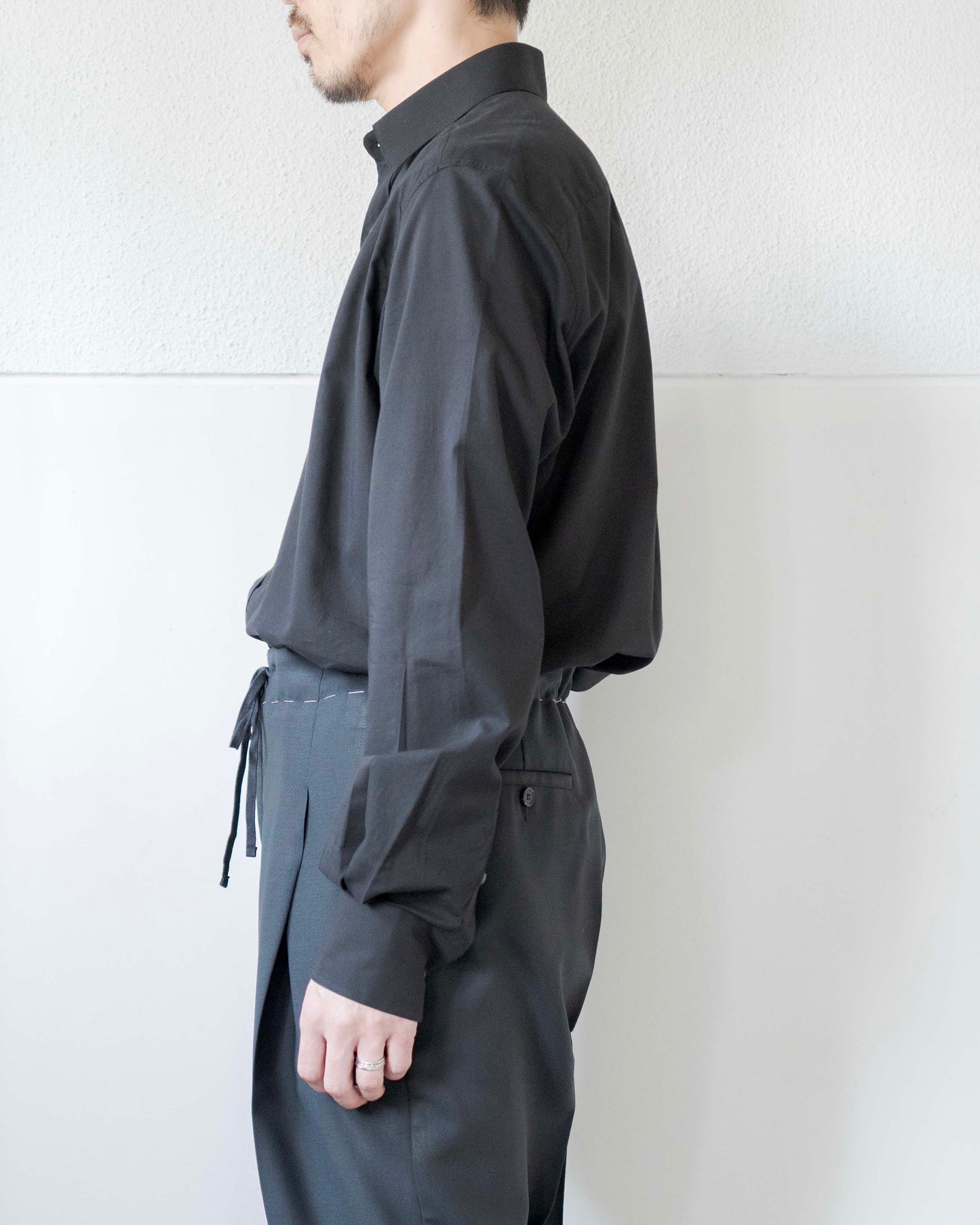 レギュラーカラーシャツ