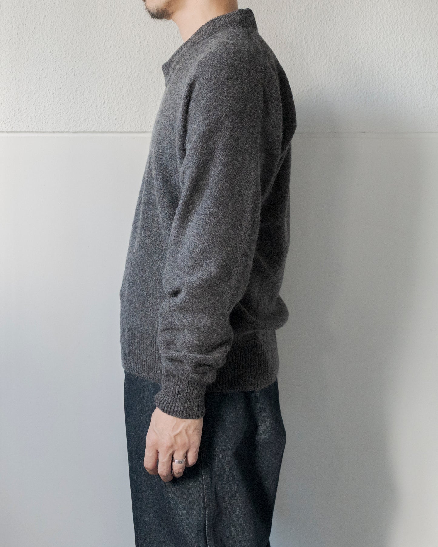 BOXY V NECK SWEATER