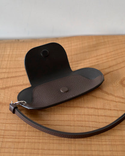 BELL GLASSES HOLDER