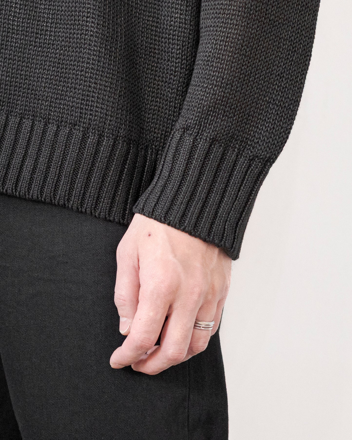 SHADE PULLOVER【RESTOCK】