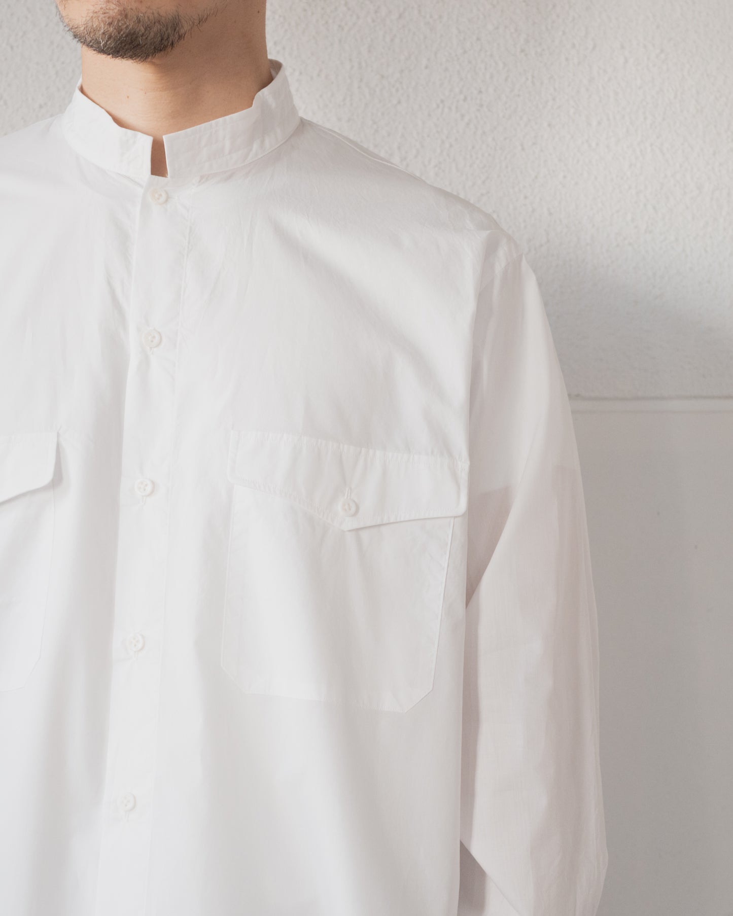 FINE COTTON POPLIN BAND COLLAR SHIRT