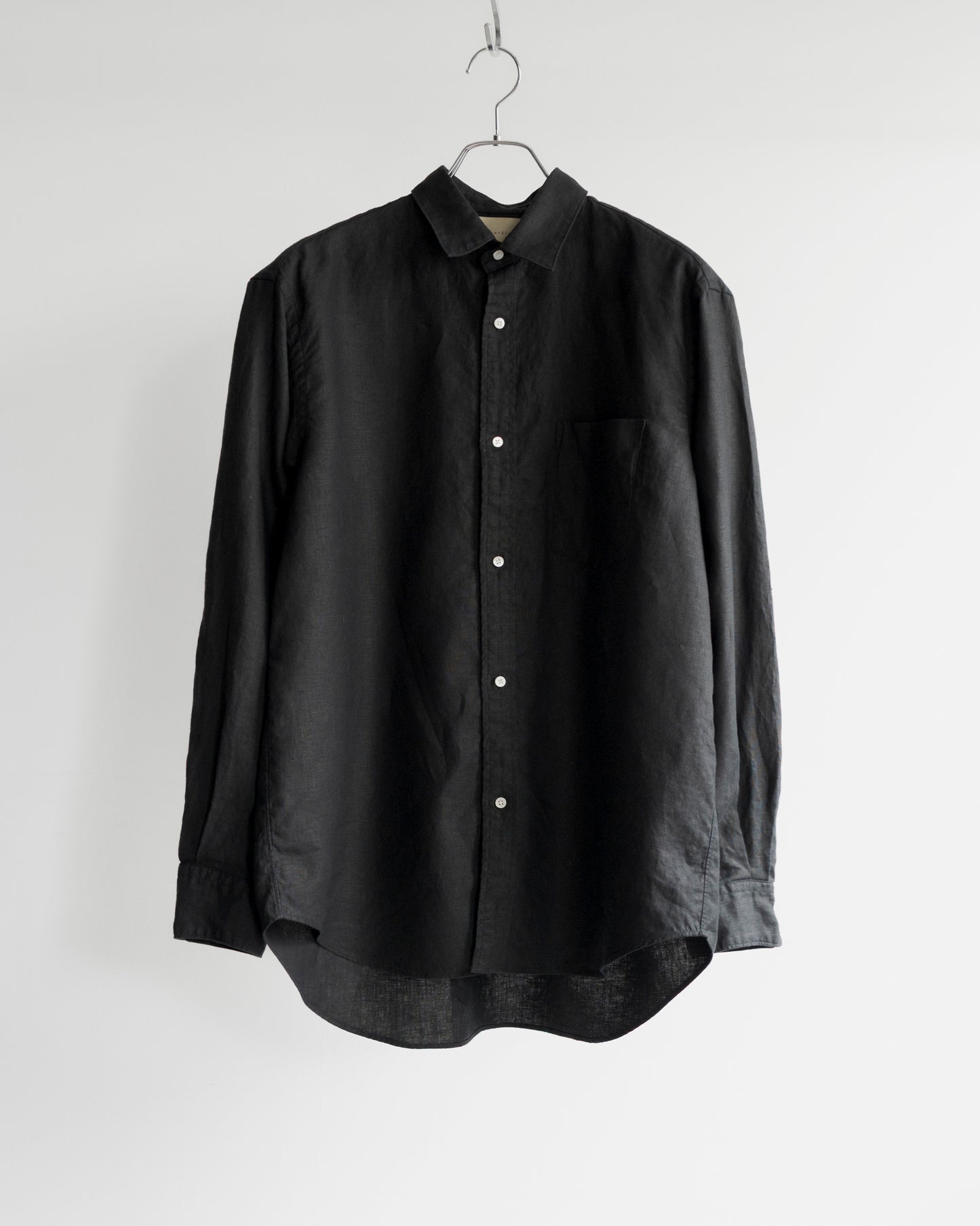 ESSENTIAL LINEN SHIRT