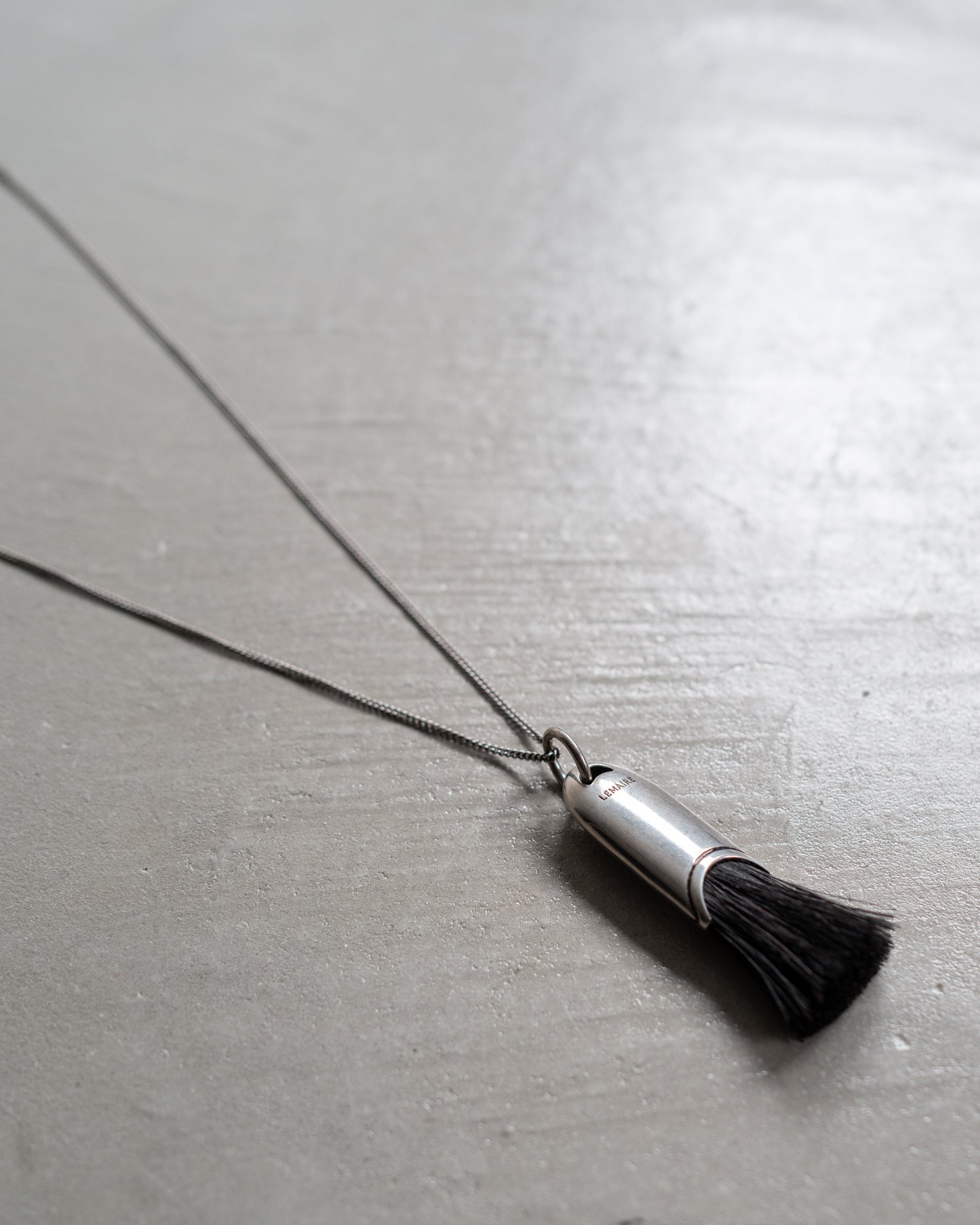 PERSONAL BRUSH NECKLACE