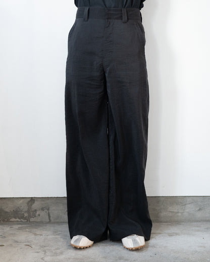 STRAIGHT TAILORED PANTS IN DRY SILK