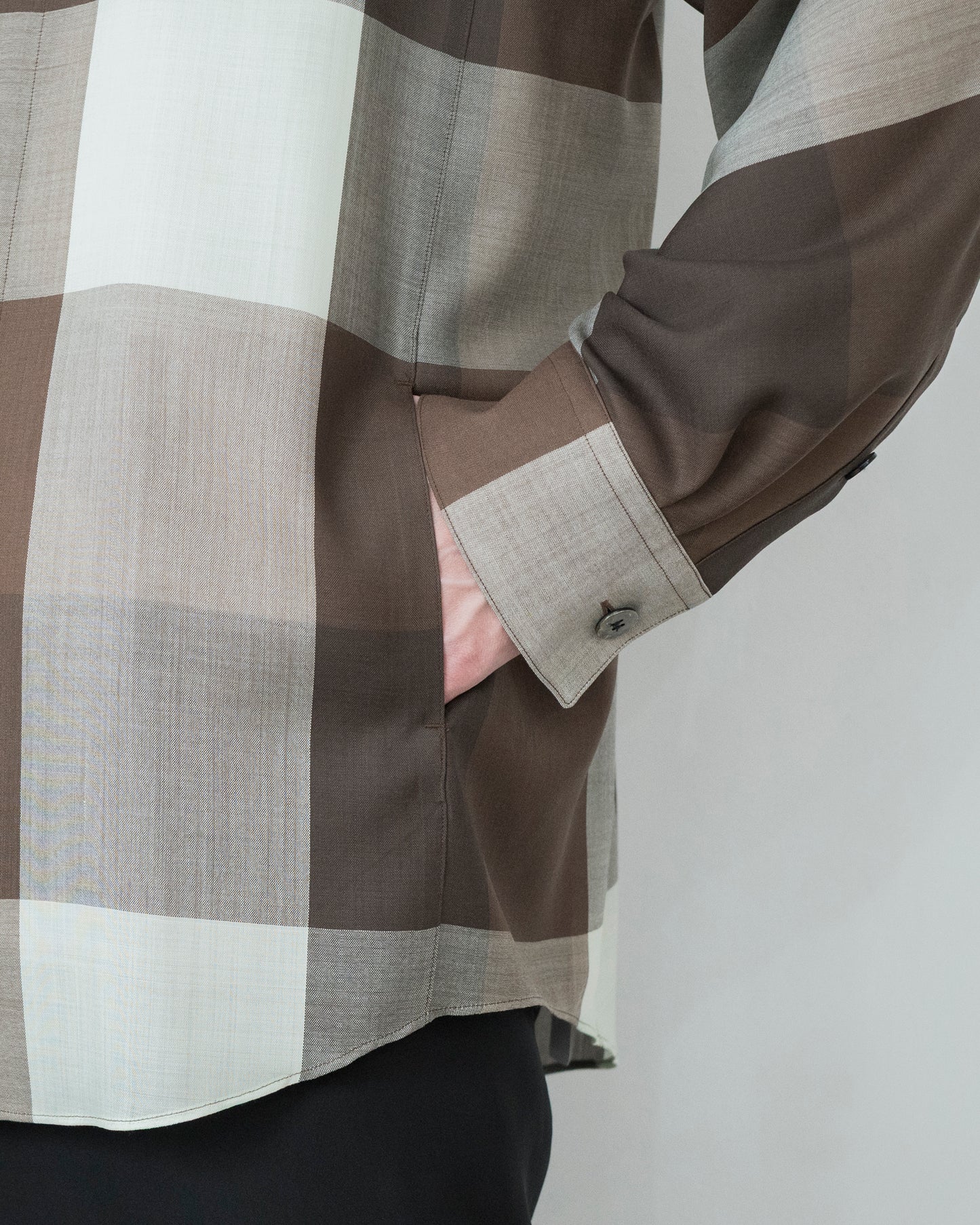 DOLMAN SLEEVE LIGHT WOOL SHIRT