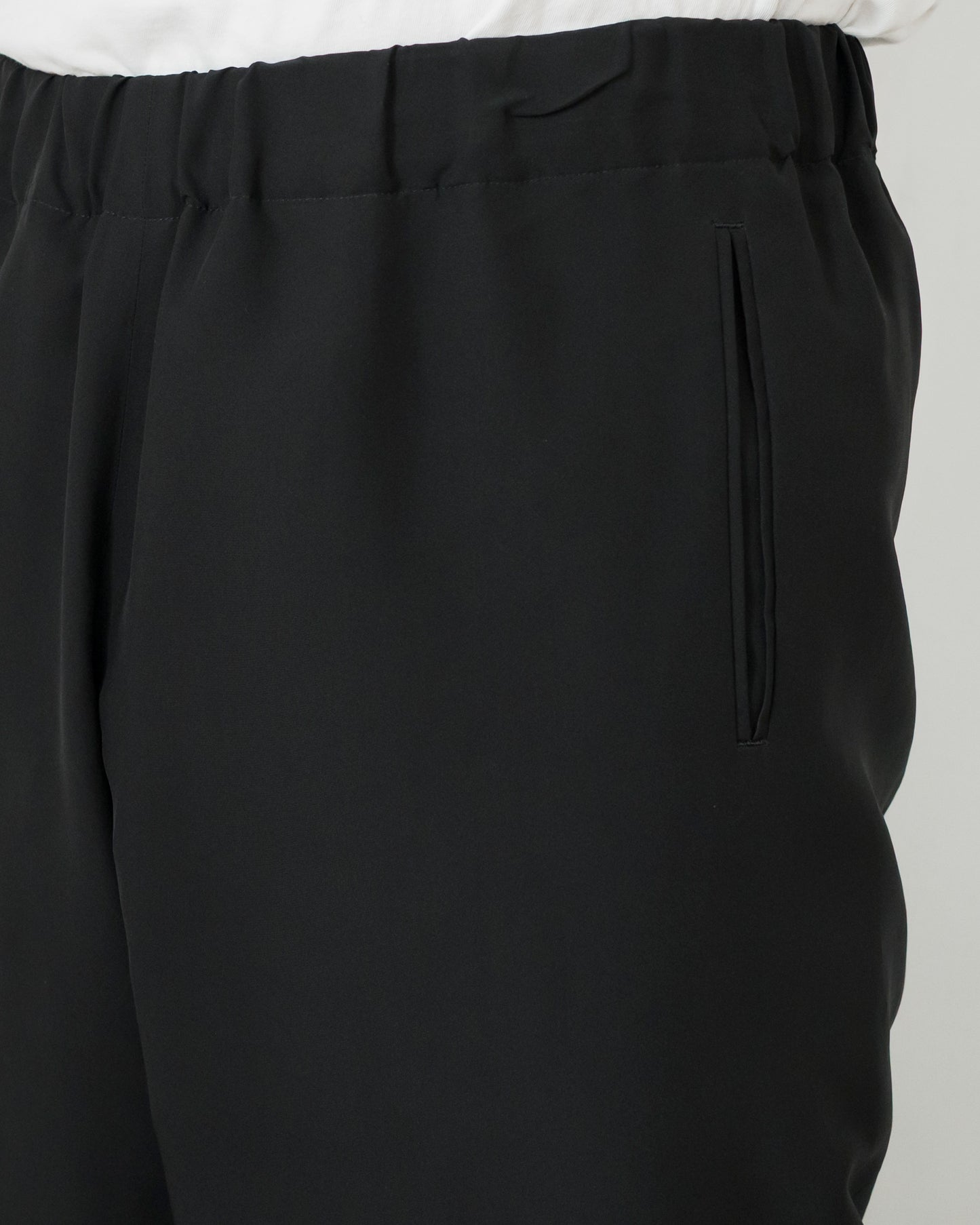 DRAWSTRING TROUSERS IN SILK