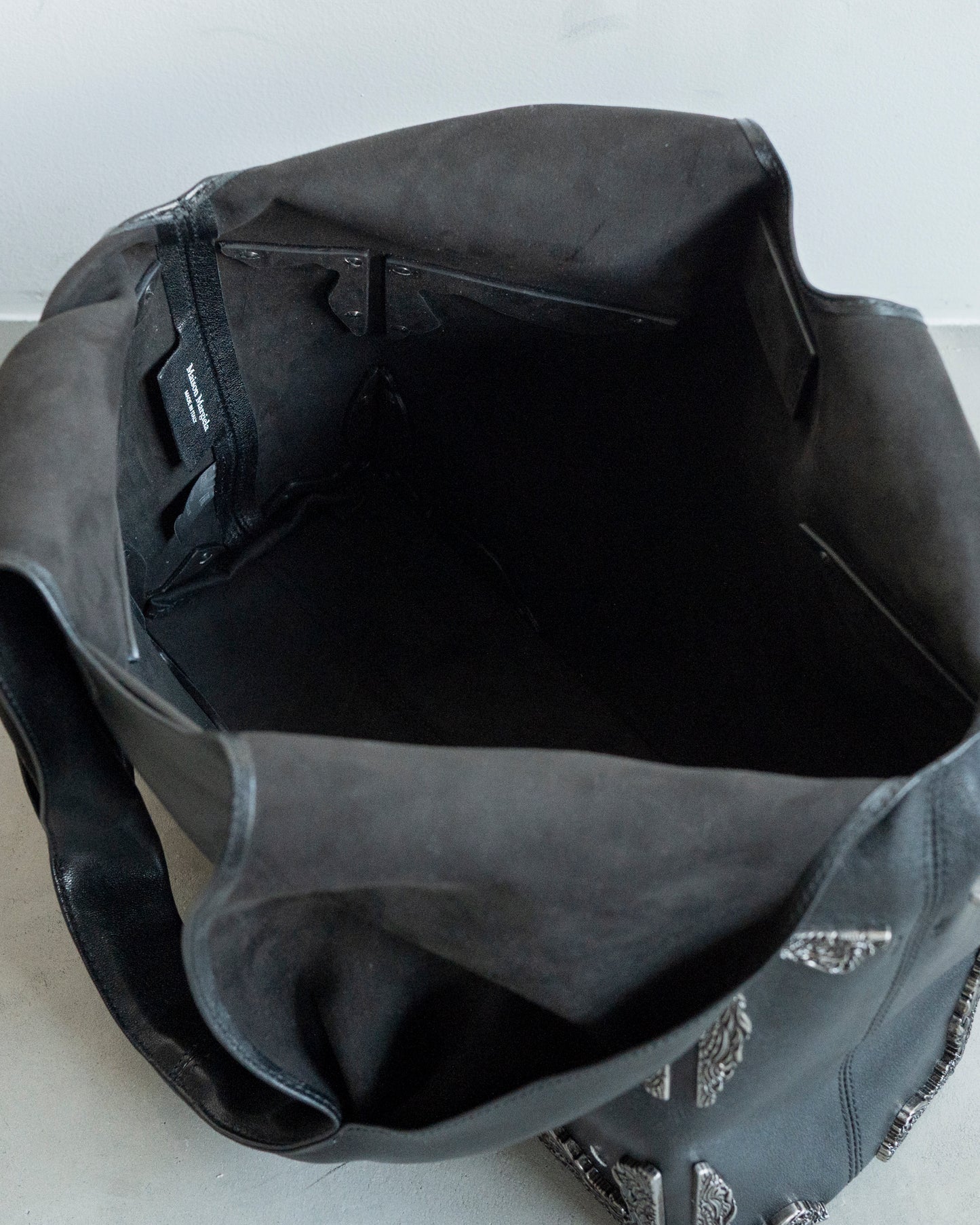BOX BAG MEDIUM (METALLIC FRAME)