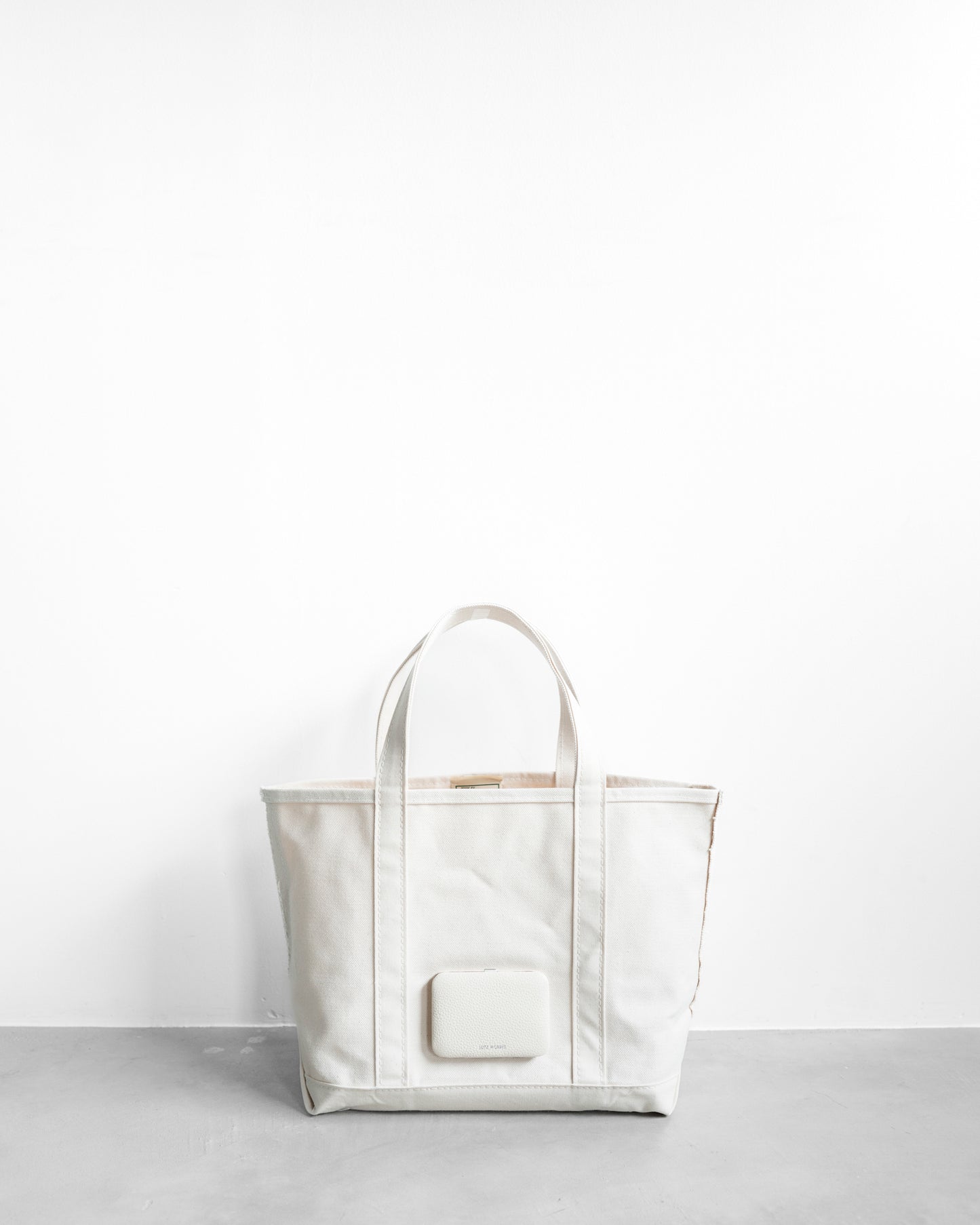 L.L. BEAN TOTE BAG / BRANDON LEATHER CARDCASE