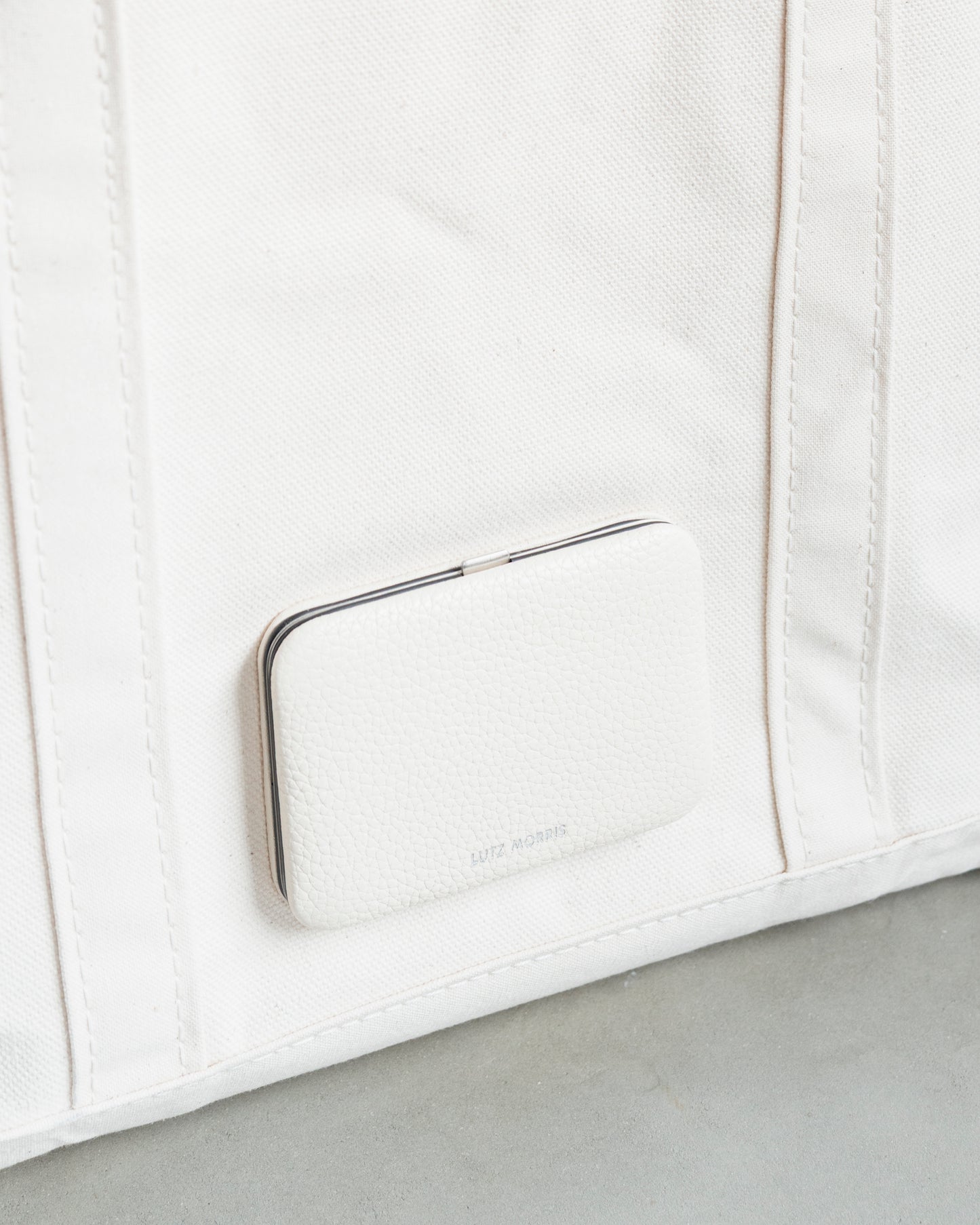 L.L. BEAN TOTE BAG / BRANDON LEATHER CARDCASE