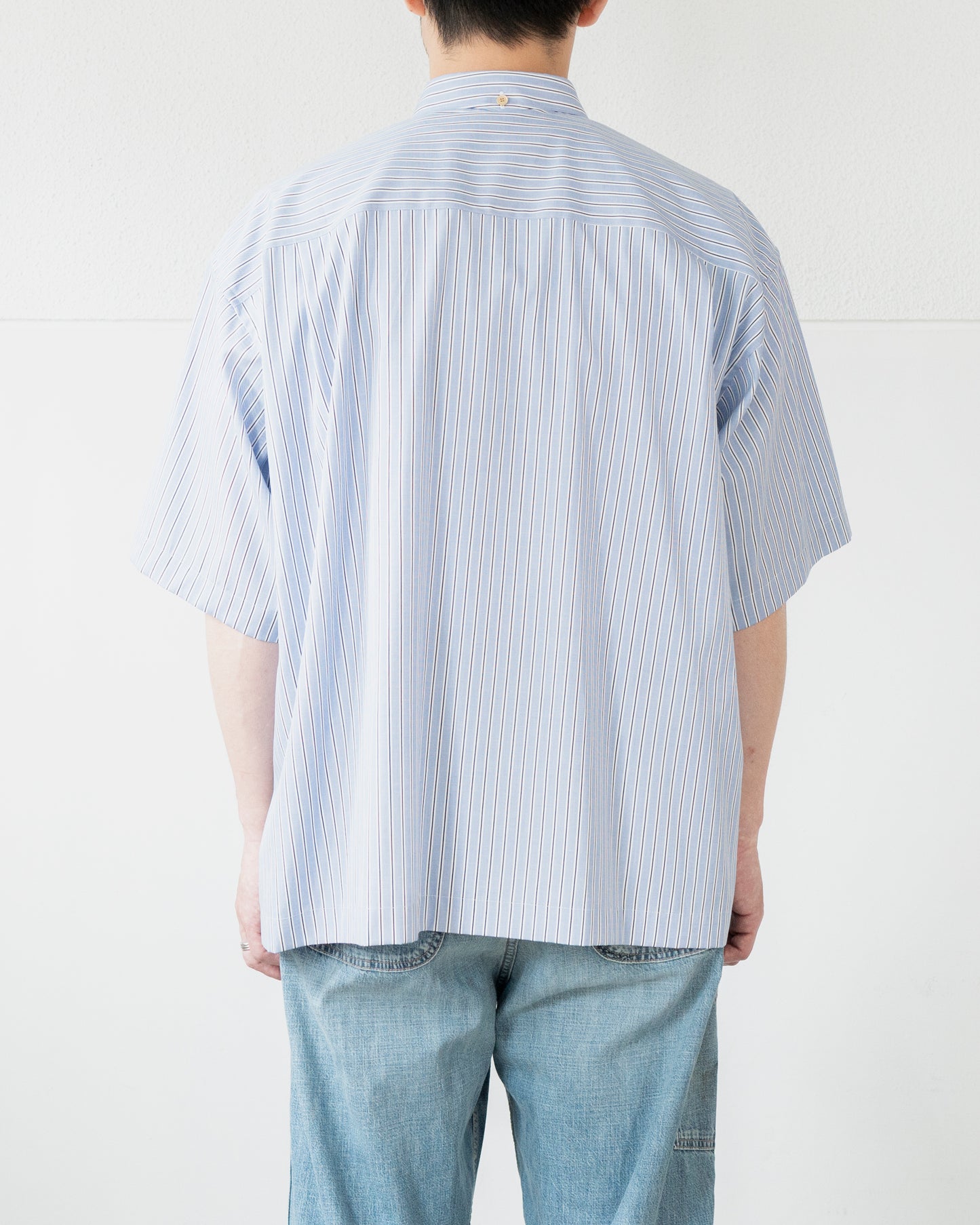 参式軽裳 SUPIMA HIGH DENSITY POPLIN STRIPE EMBROIDERY SHIRT