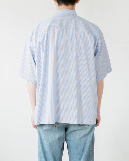 参式軽裳 SUPIMA HIGH DENSITY POPLIN STRIPE EMBROIDERY SHIRT