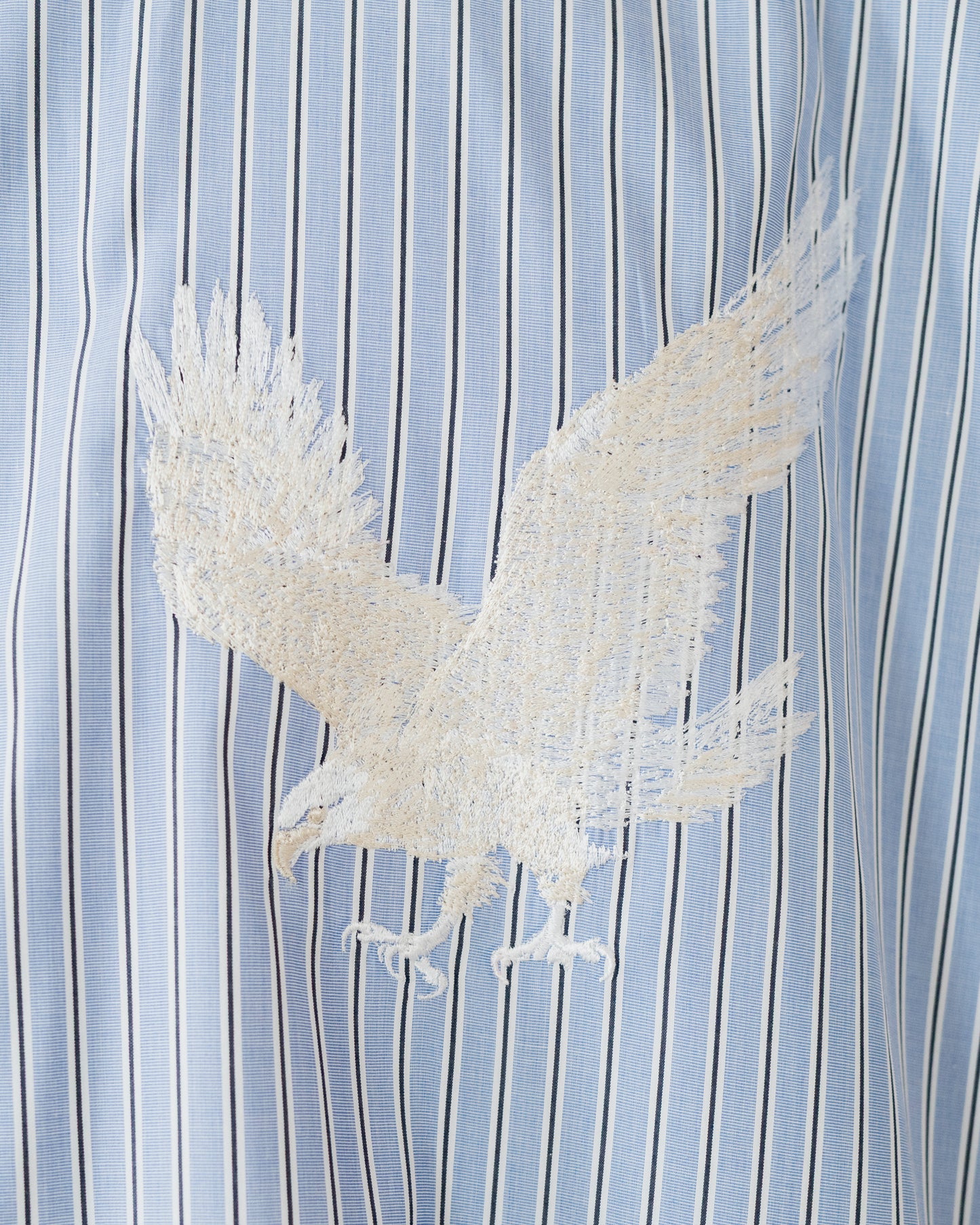 参式軽裳 SUPIMA HIGH DENSITY POPLIN STRIPE EMBROIDERY SHIRT