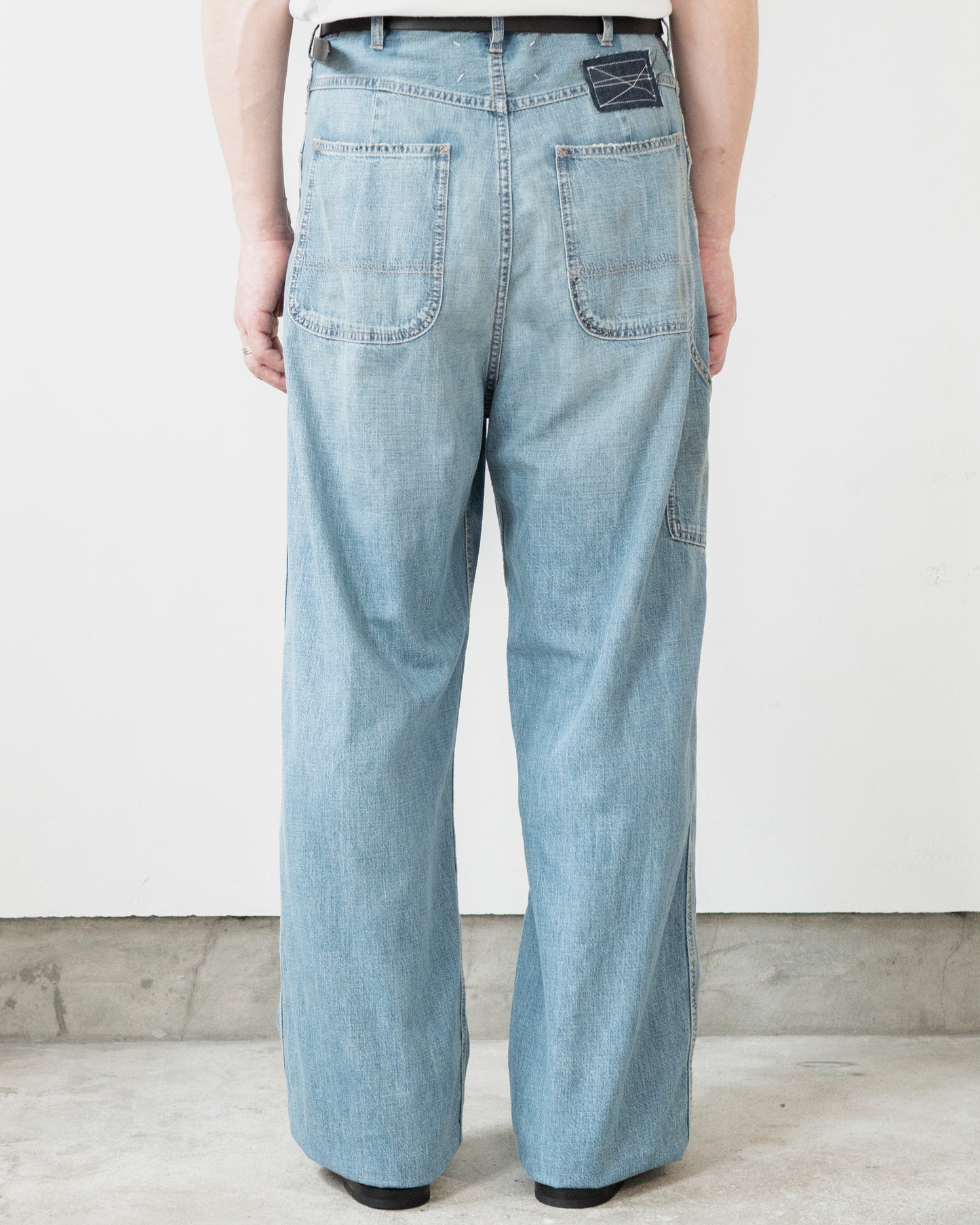 WIDE LEG JEANS
