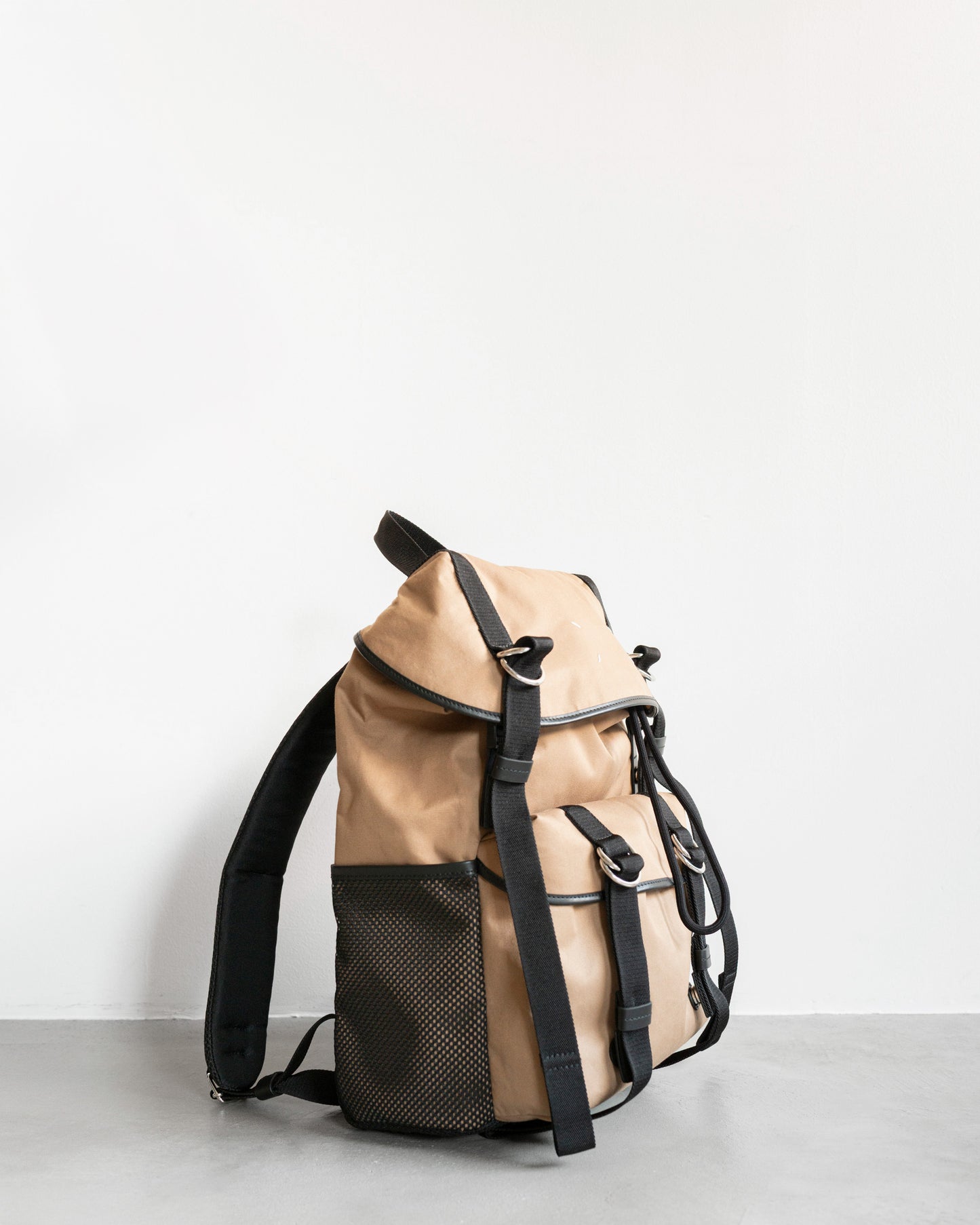 HIGH TECH MEDIUM BACKPACK