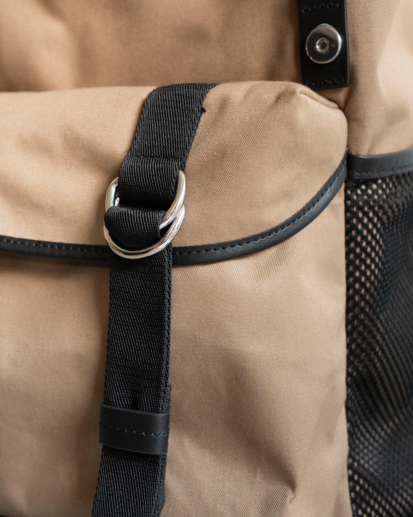 HIGH TECH MEDIUM BACKPACK