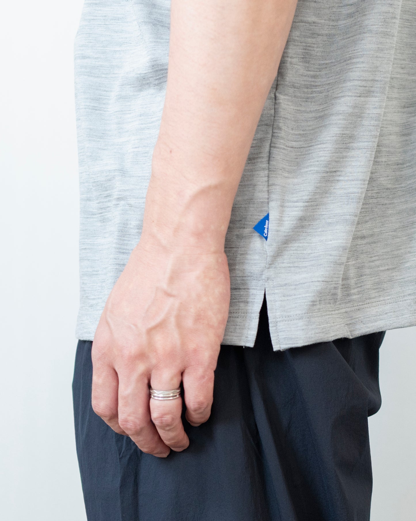 LIGHT MERINO WOOL T-SHIRT