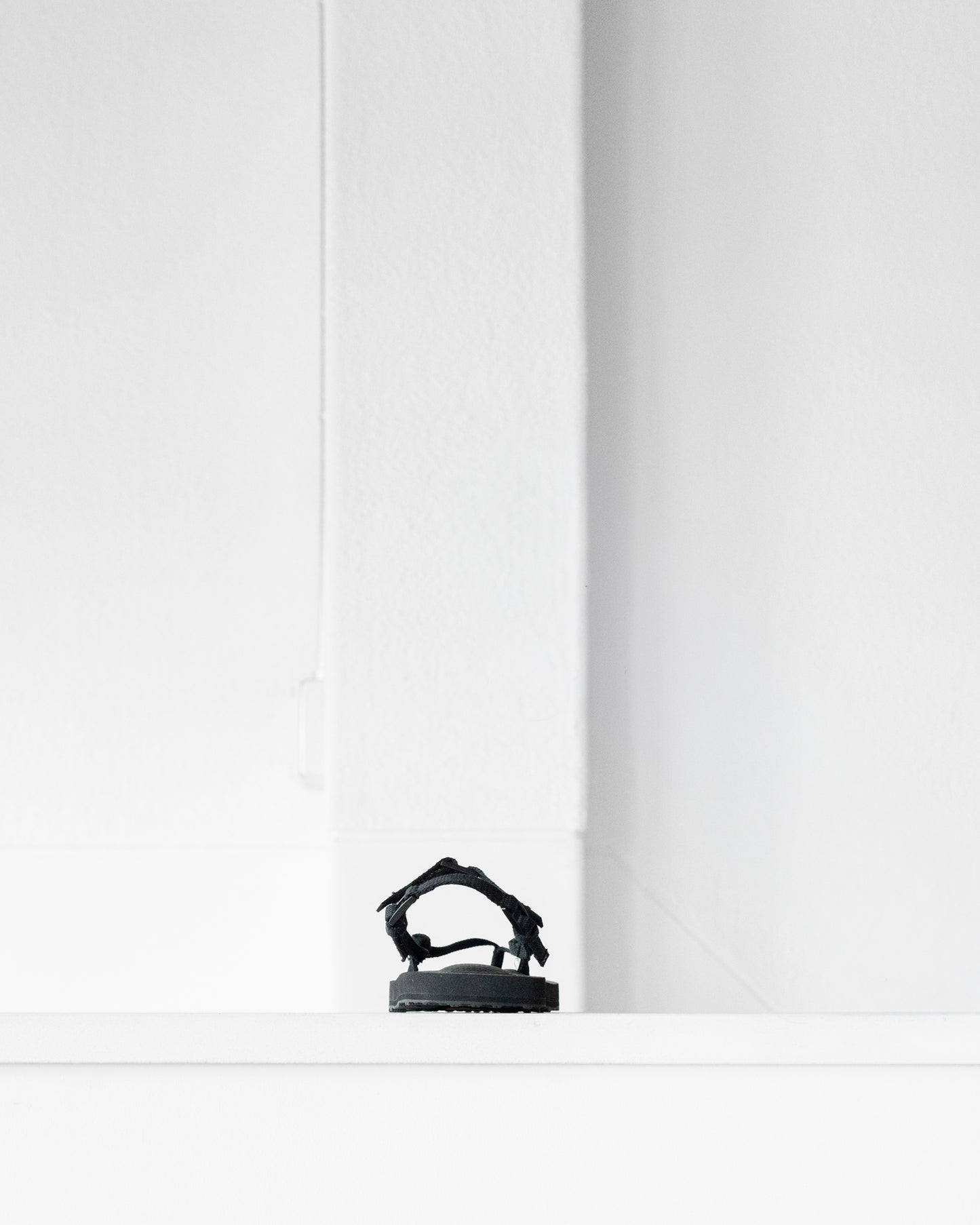 RAMBLING SANDALS