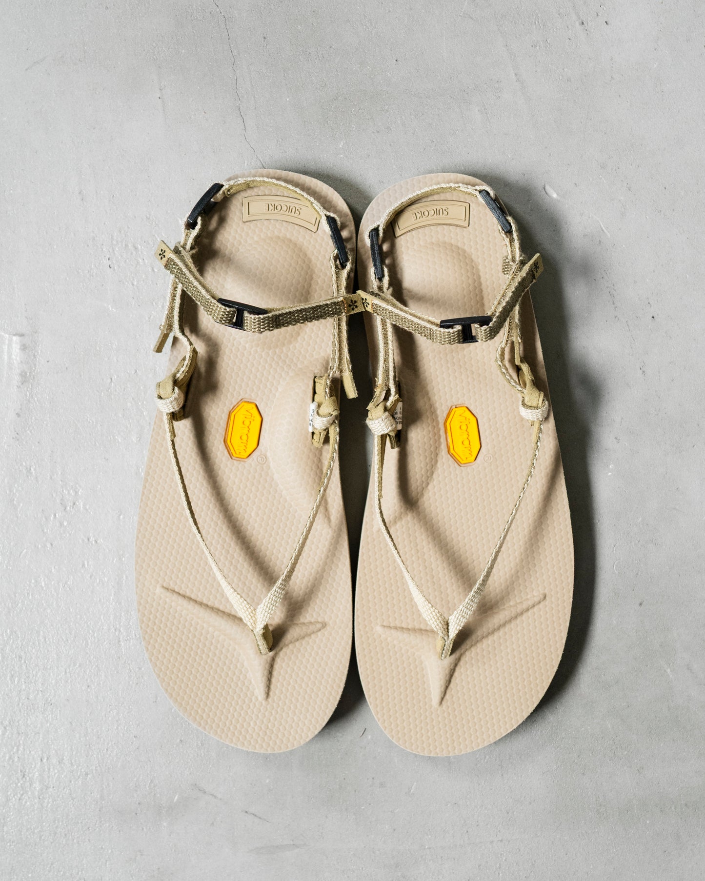 RAMBLING SANDALS