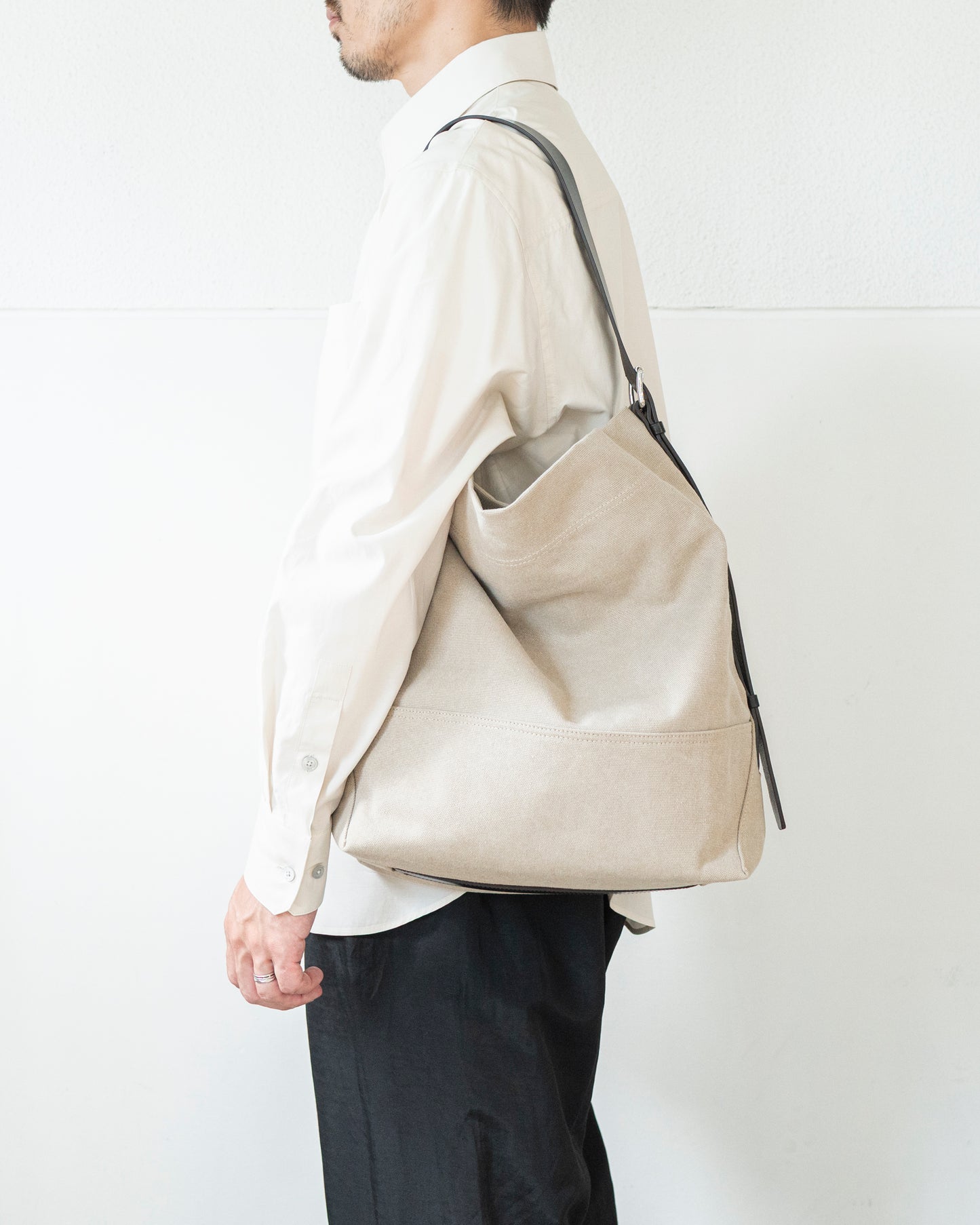 BELTED TOTE BAG IN COTTON CANVAS