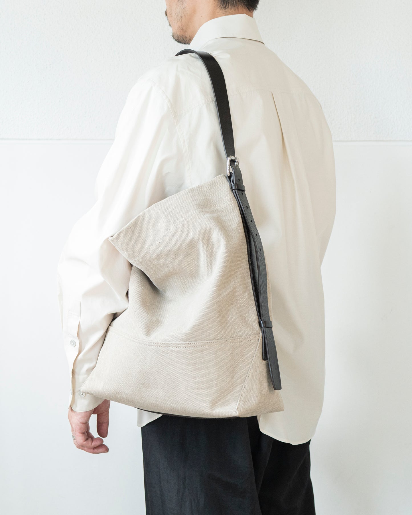 BELTED TOTE BAG IN COTTON CANVAS