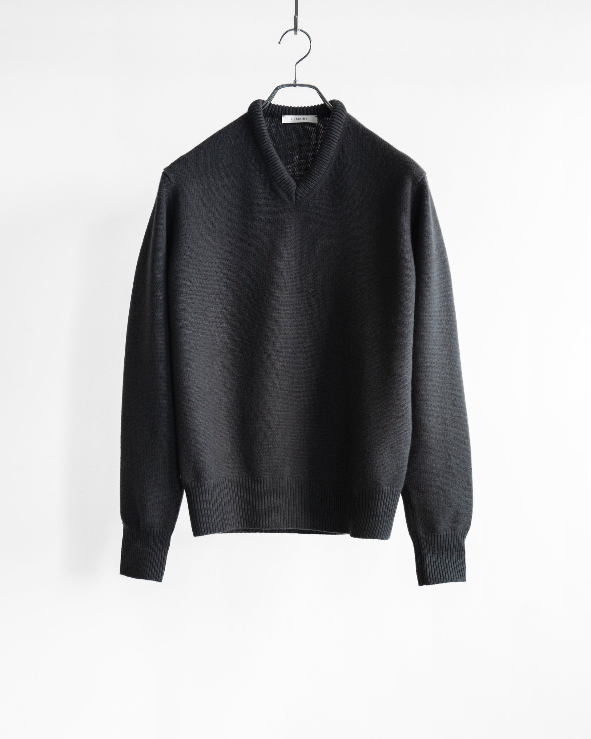 LEMAIRE / ルメールV-NECK SWEATER IN CASHMERE / STORE N