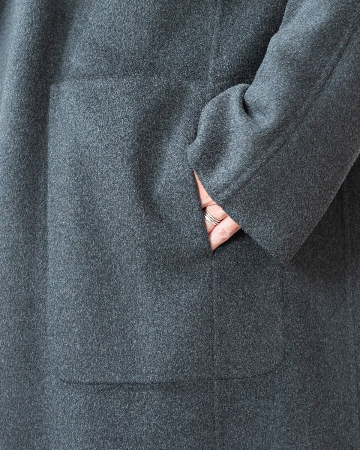 DOUBLE FACE COAT / SILK BLENDED MERINO WOOL