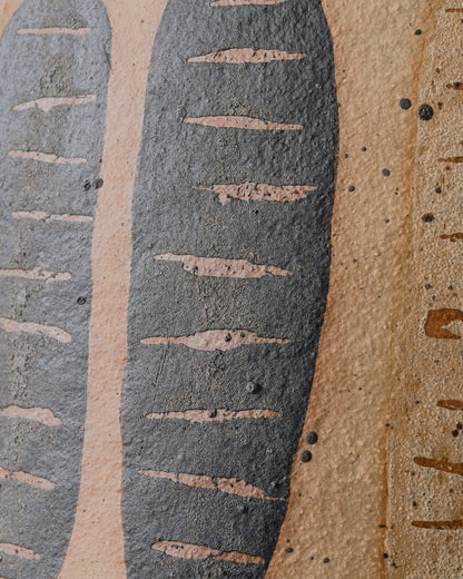 TRIO SHIELDS DARK AND LIGHT BOTTLE