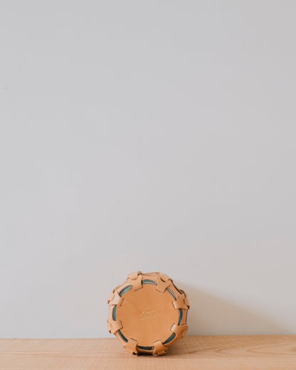 FLOWER VASE MEDIUM