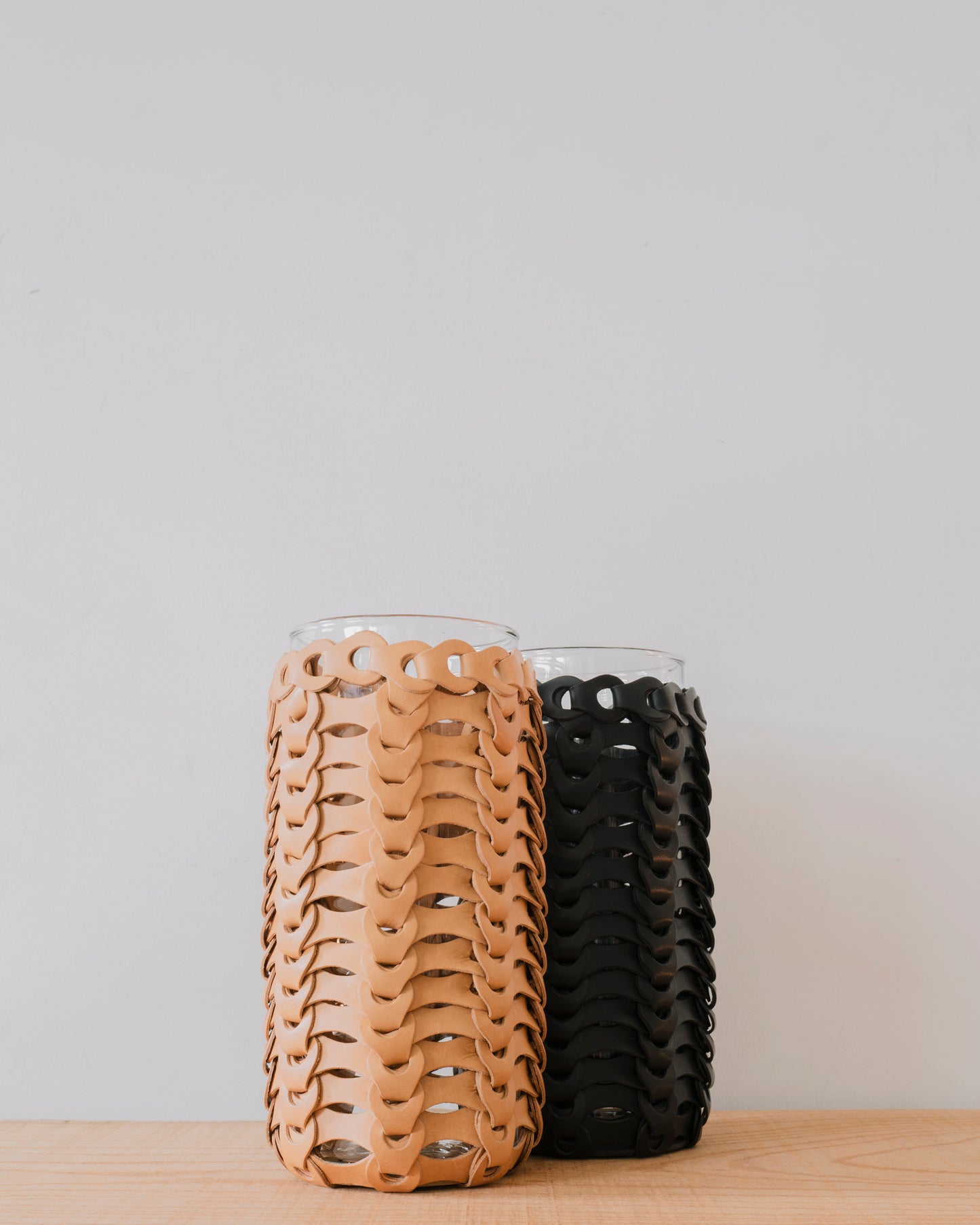 FLOWER VASE MEDIUM