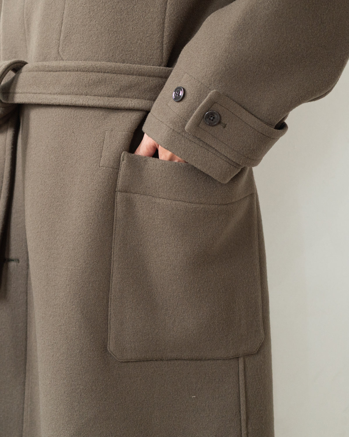 WRAP COAT IN WOOL
