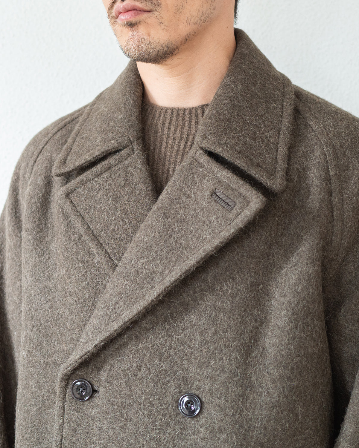 DOUBLE-BREASTED COAT IN FELTED WOOL AND ALPACA BLEND