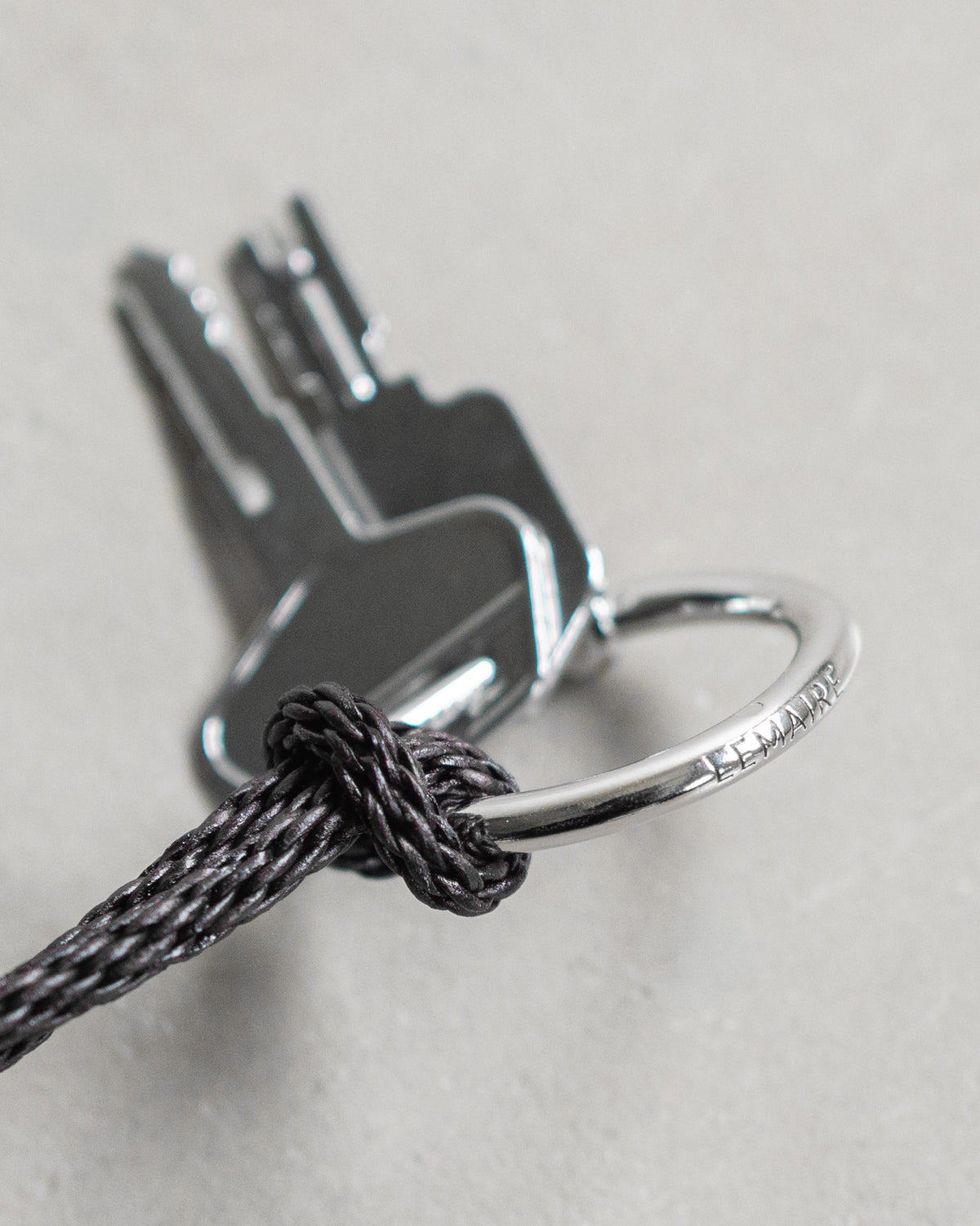 BRAIDED LEATHER KEYRING NECKLACE