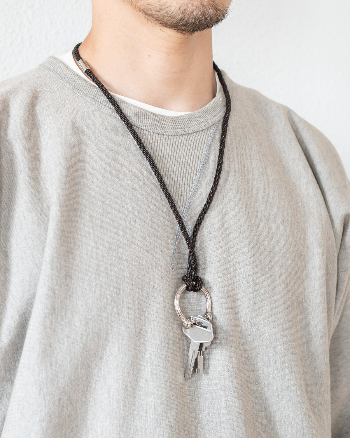 BRAIDED LEATHER KEYRING NECKLACE