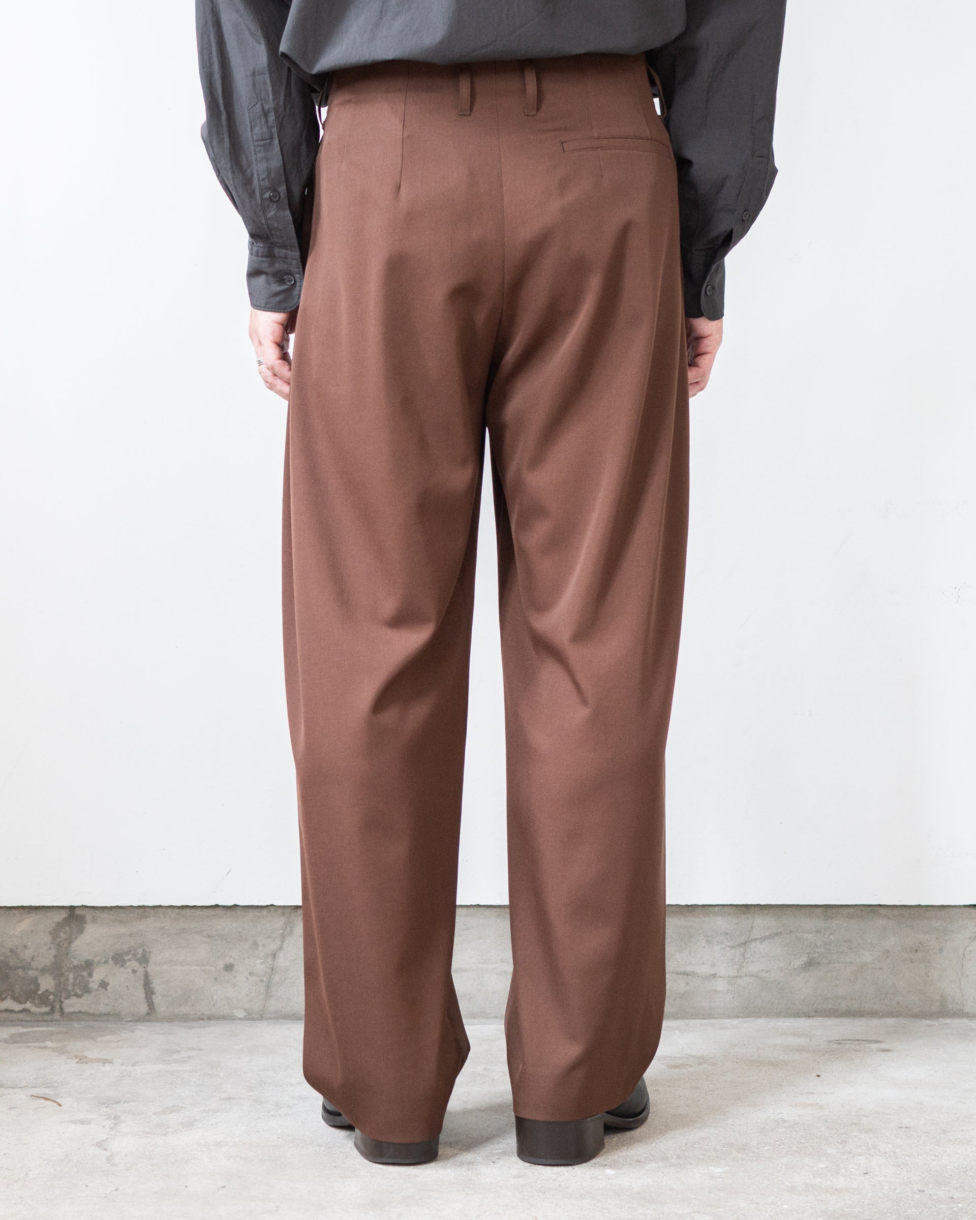 OVERCOAT / オーバーコート 5 TUCK TROUSERS IN WOOL GABARDINE / STORE N