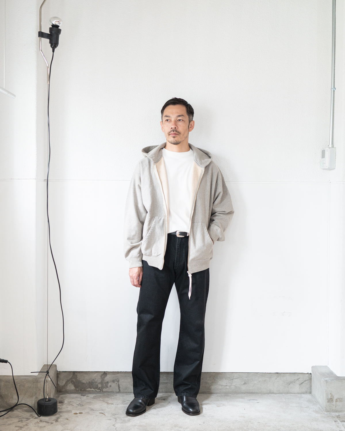 ESSENTIAL ZIP SWEAT PARKA