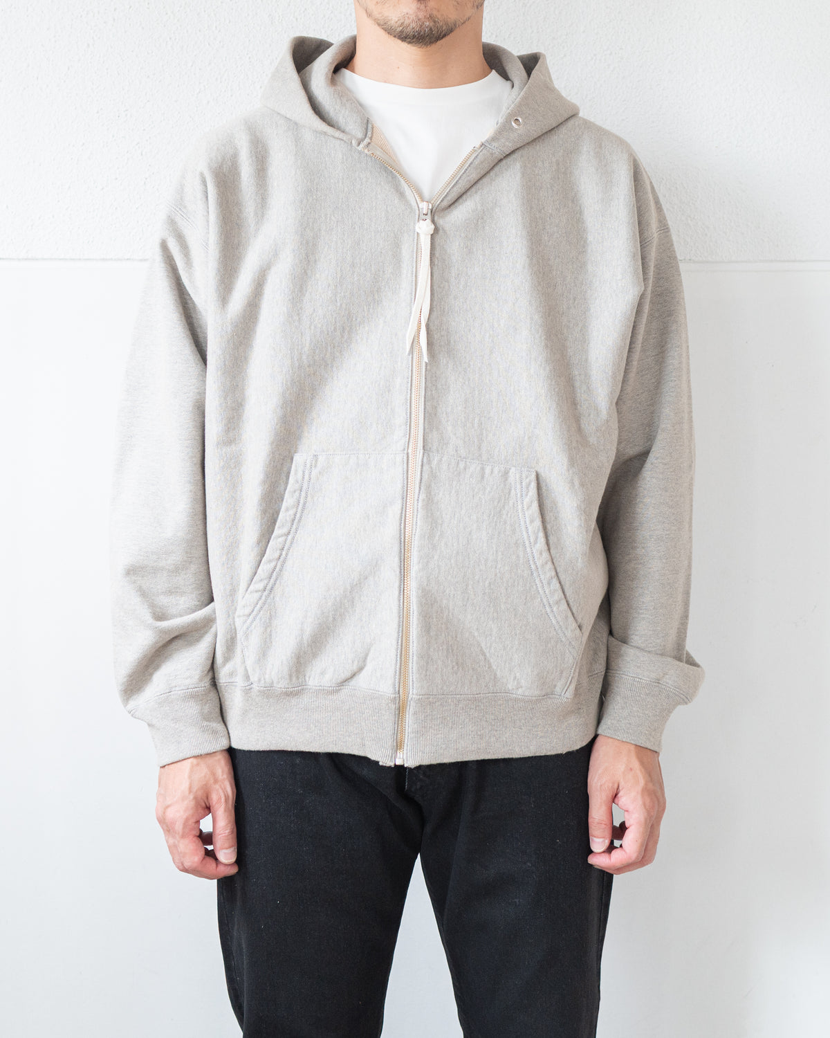 ESSENTIAL ZIP SWEAT PARKA