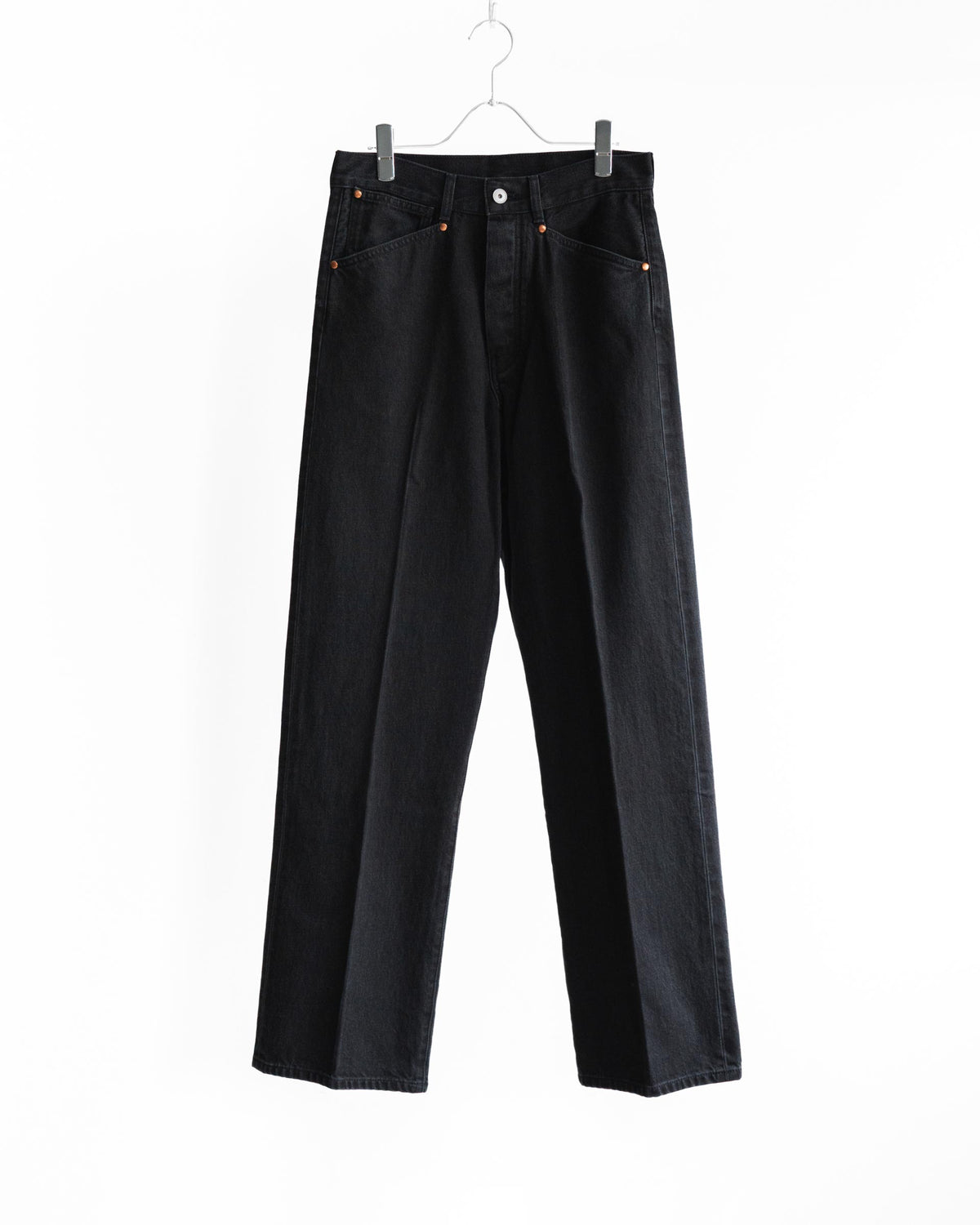 STRAIGHT FIVE-POCKET PANTS IN BLACK SELVEDGE DENIM
