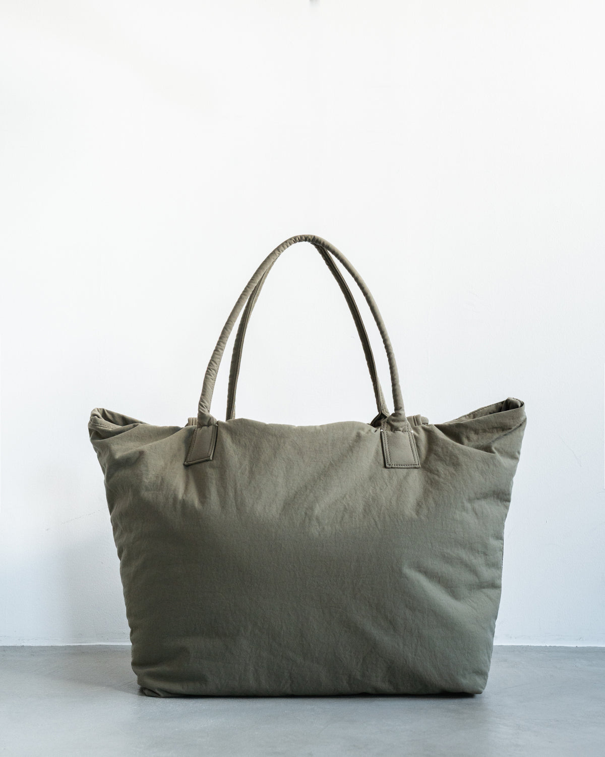 PAZAR TOTE XL PLANT DYED NYLON