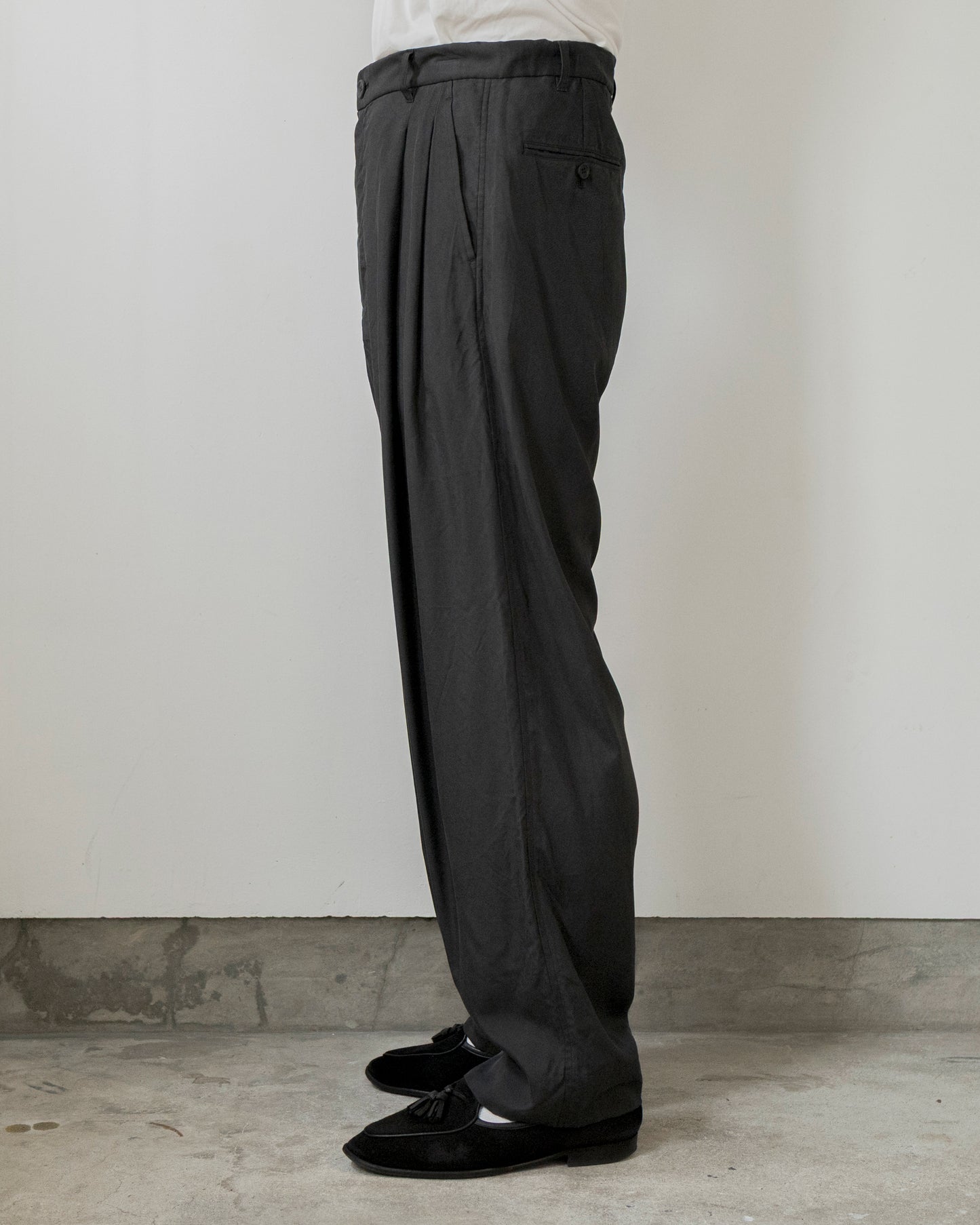 ROUGH SILK TWILL TWO PLEATS TROUSER