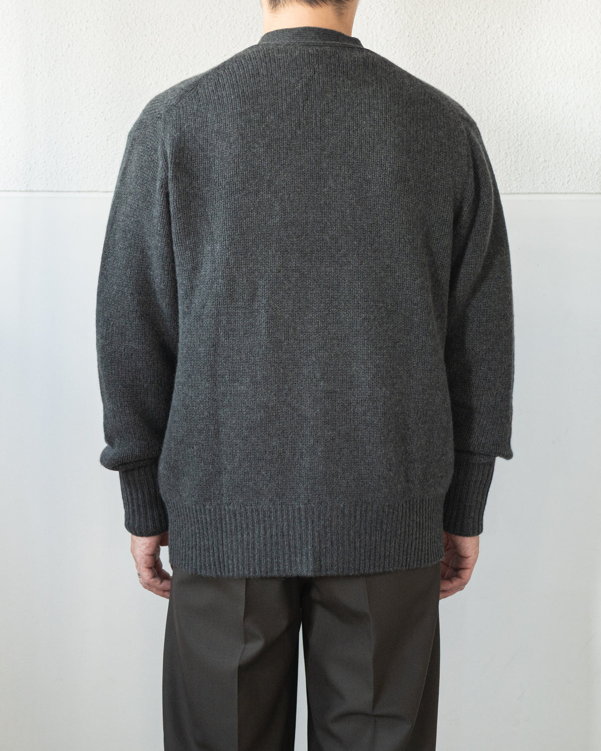 LOW GAUGE CARDIGAN IN BABY CASHMERE