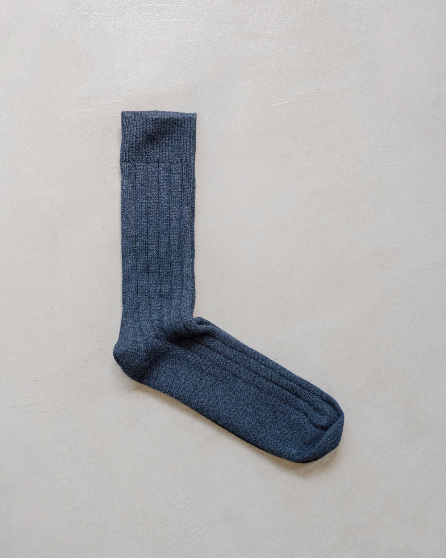 CASHMERE BED SOCKS