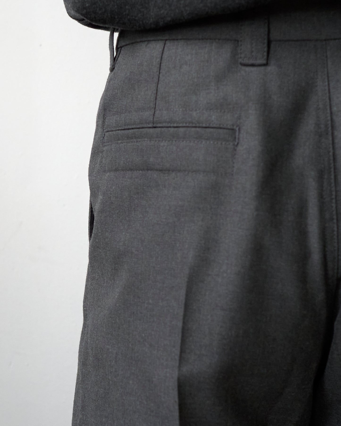 STRAIGHT TAILORED PANTS