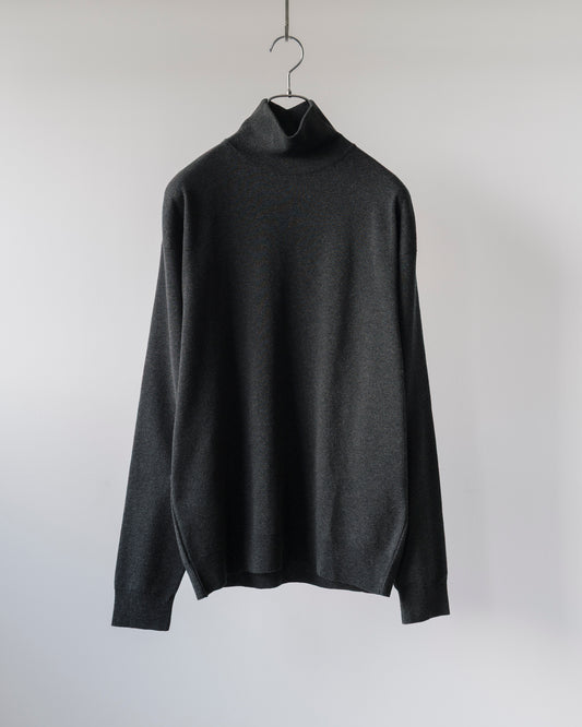 HIGH NECK SWEATER